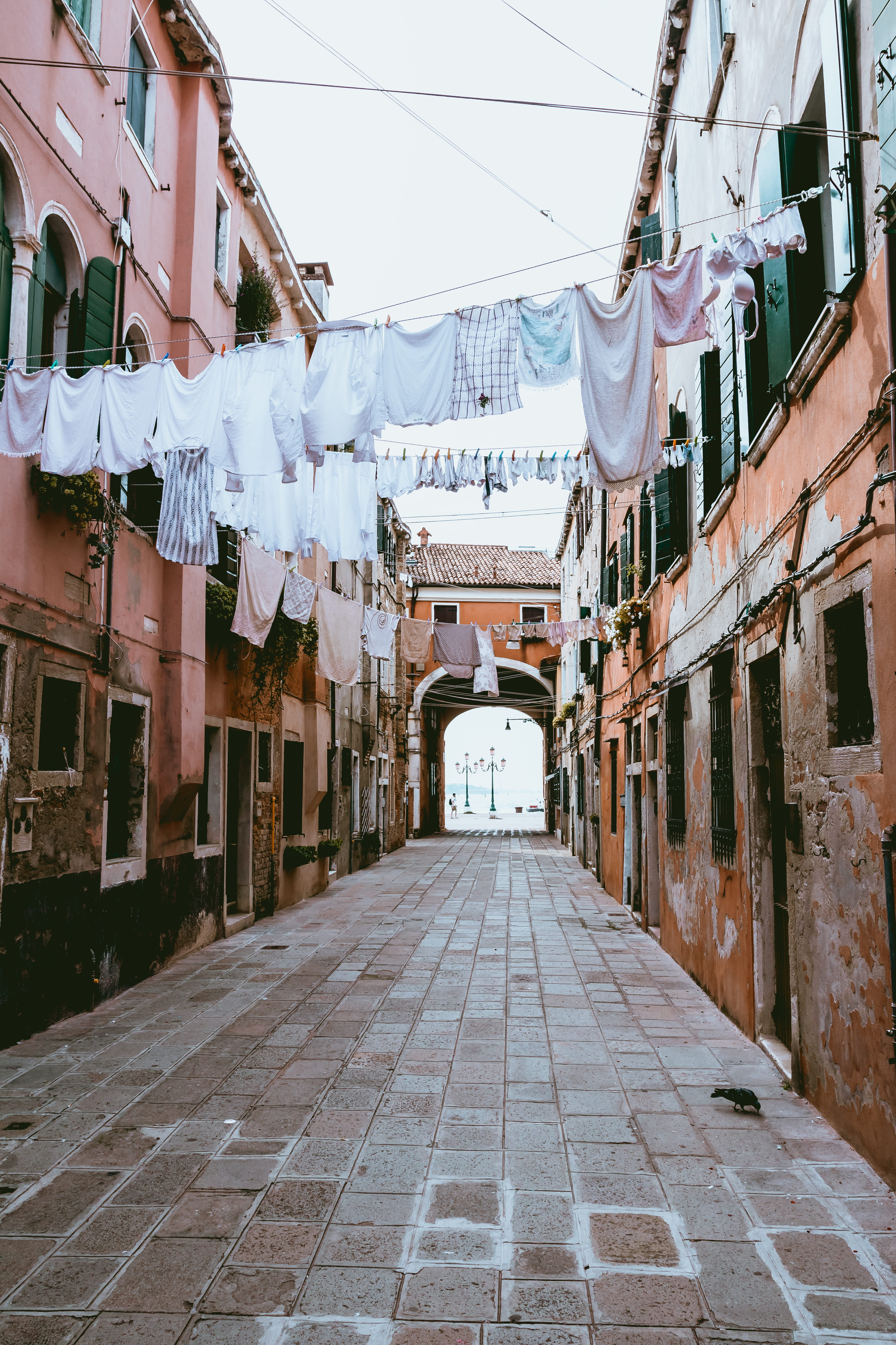 rundown, city, medieval, roof, built Structure, building, old, alley, laundry, village, clothesline, european, residential District, cultures, clothes, Phone HD Wallpaper