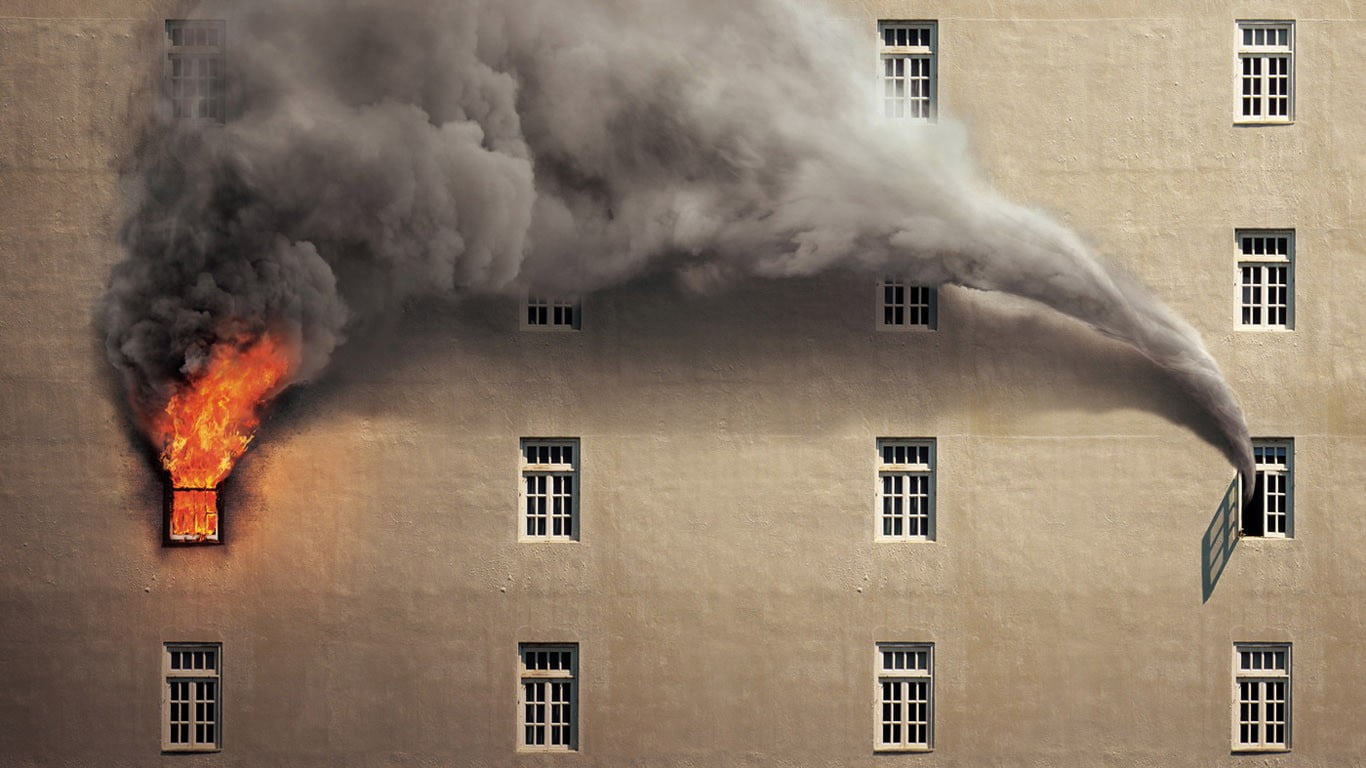 house, fire - natural phenomenon, building exterior, architecture, day, fire, accidents and disasters, no people, smoke - physical structure, warning sign, HD Wallpaper