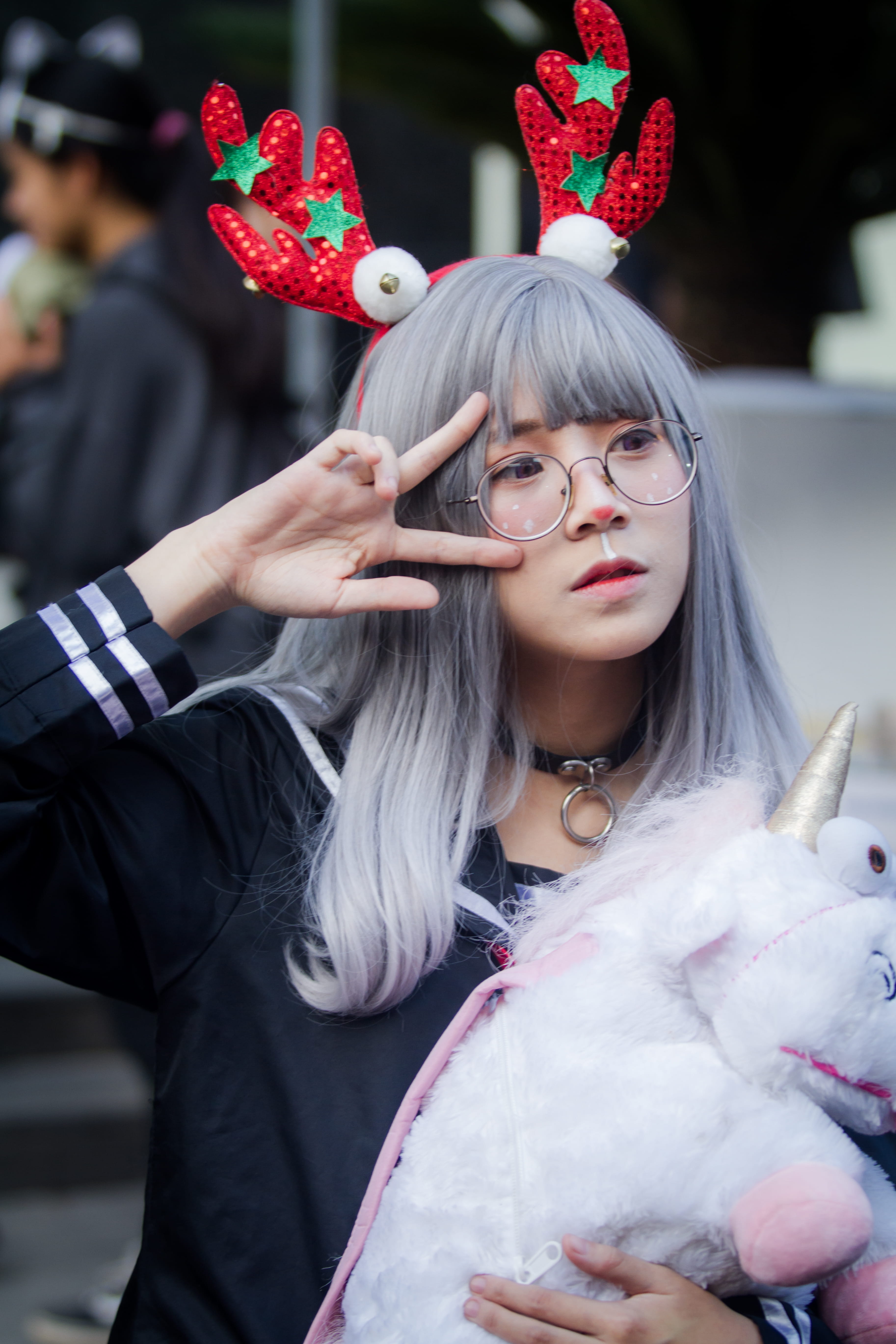 celebration, pose, street, leisure activity, young women, eyeglasses, cute, wear, teenager, women, peace sign, girl, one person, costume, toy, glasses, Phone HD Wallpaper