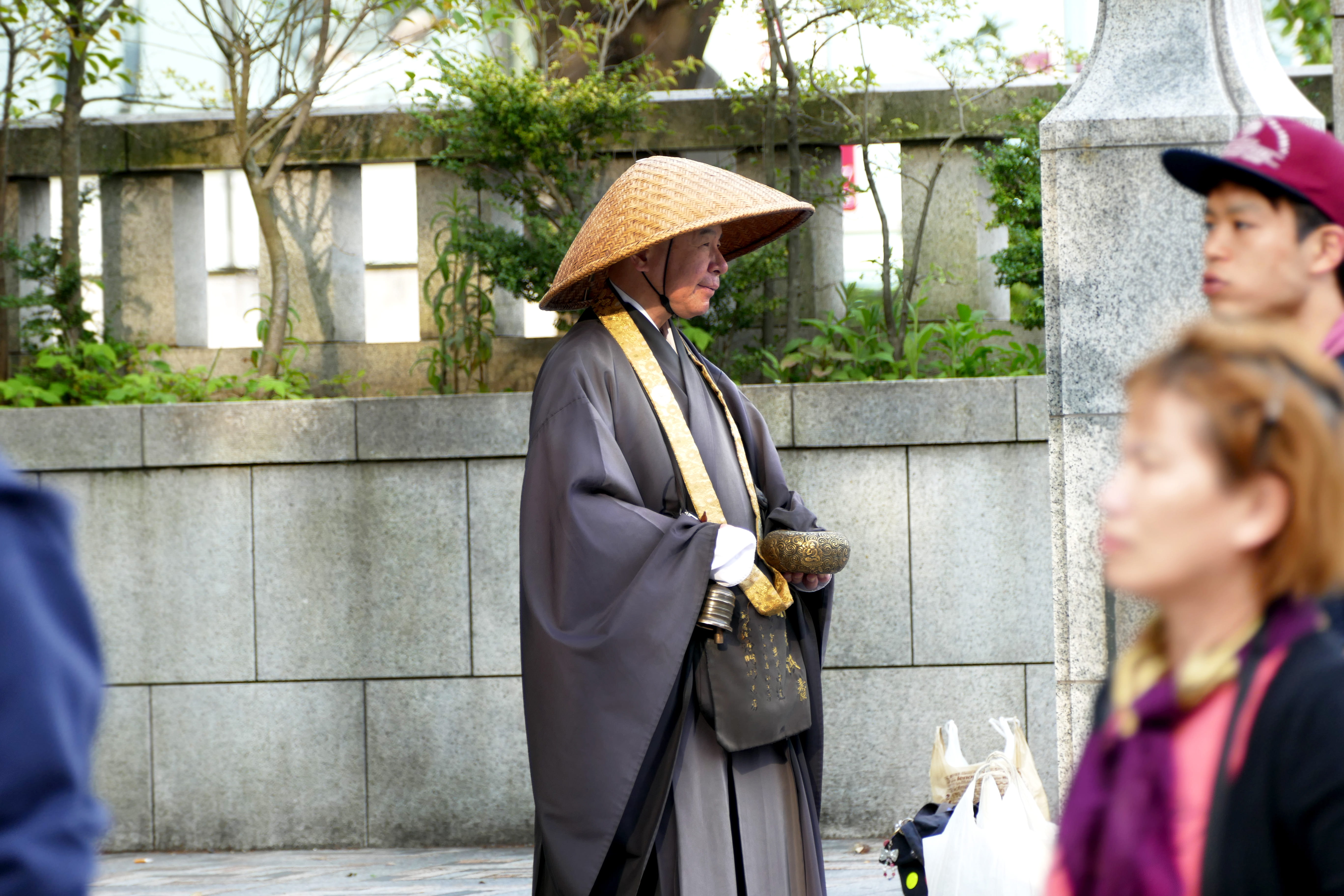 young women, females, water, architecture, outdoors, japan, women, travel, tokyo, side view, monk, standing, real people, togetherness, incidental people, HD Wallpaper