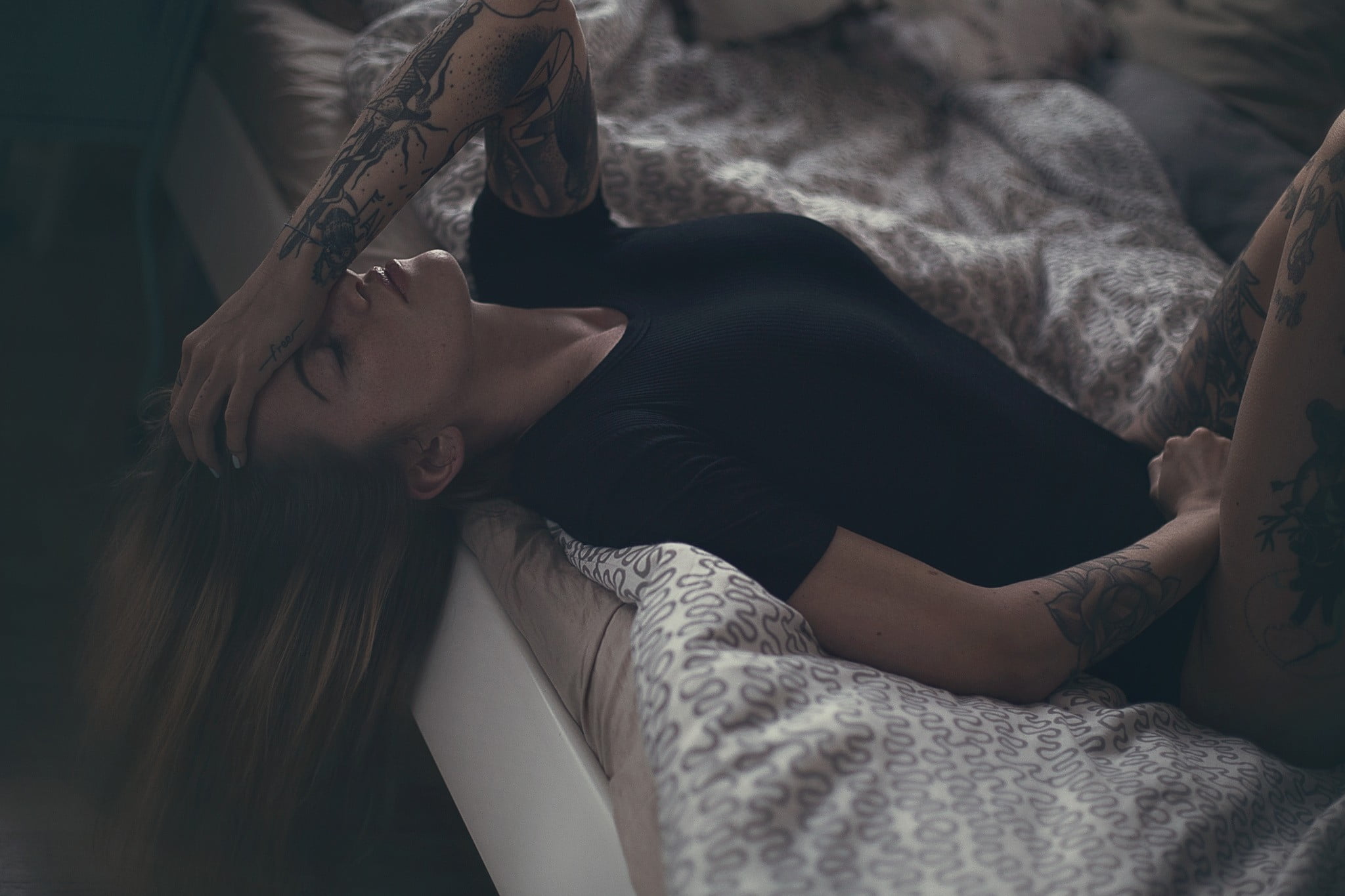 hairstyle, furniture, bed, lying down, young adult, beautiful woman, in bed, adult, relaxation, women, indoors, leisure activity, 1080P, young women, real people, HD Wallpaper
