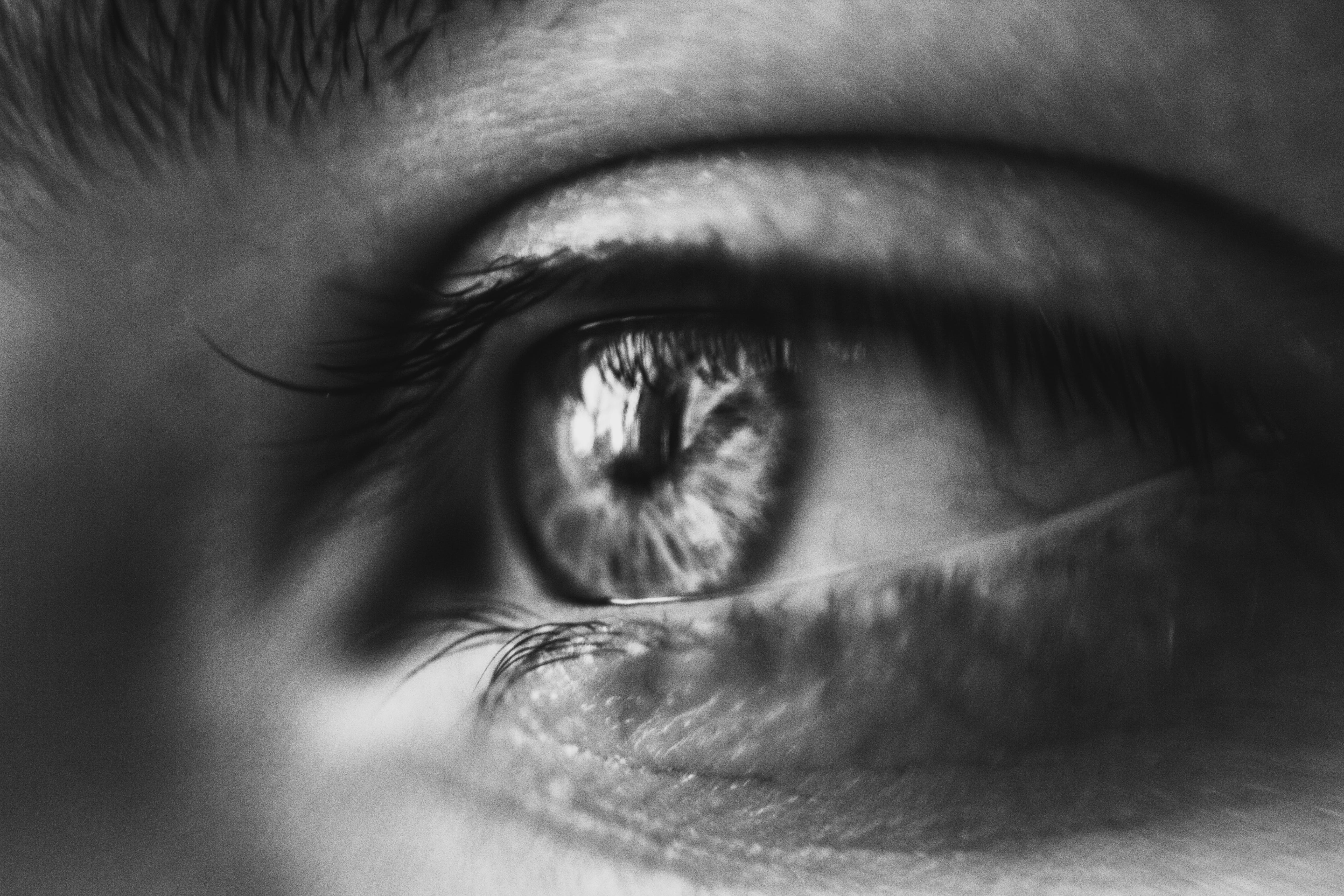 droplet, close-up, mouth, one person, animal, eyesight, eyelid, adult, contemplation, eyeball, contact lens, pet, beautiful woman, eye, skin, mammal, human eye, HD Wallpaper