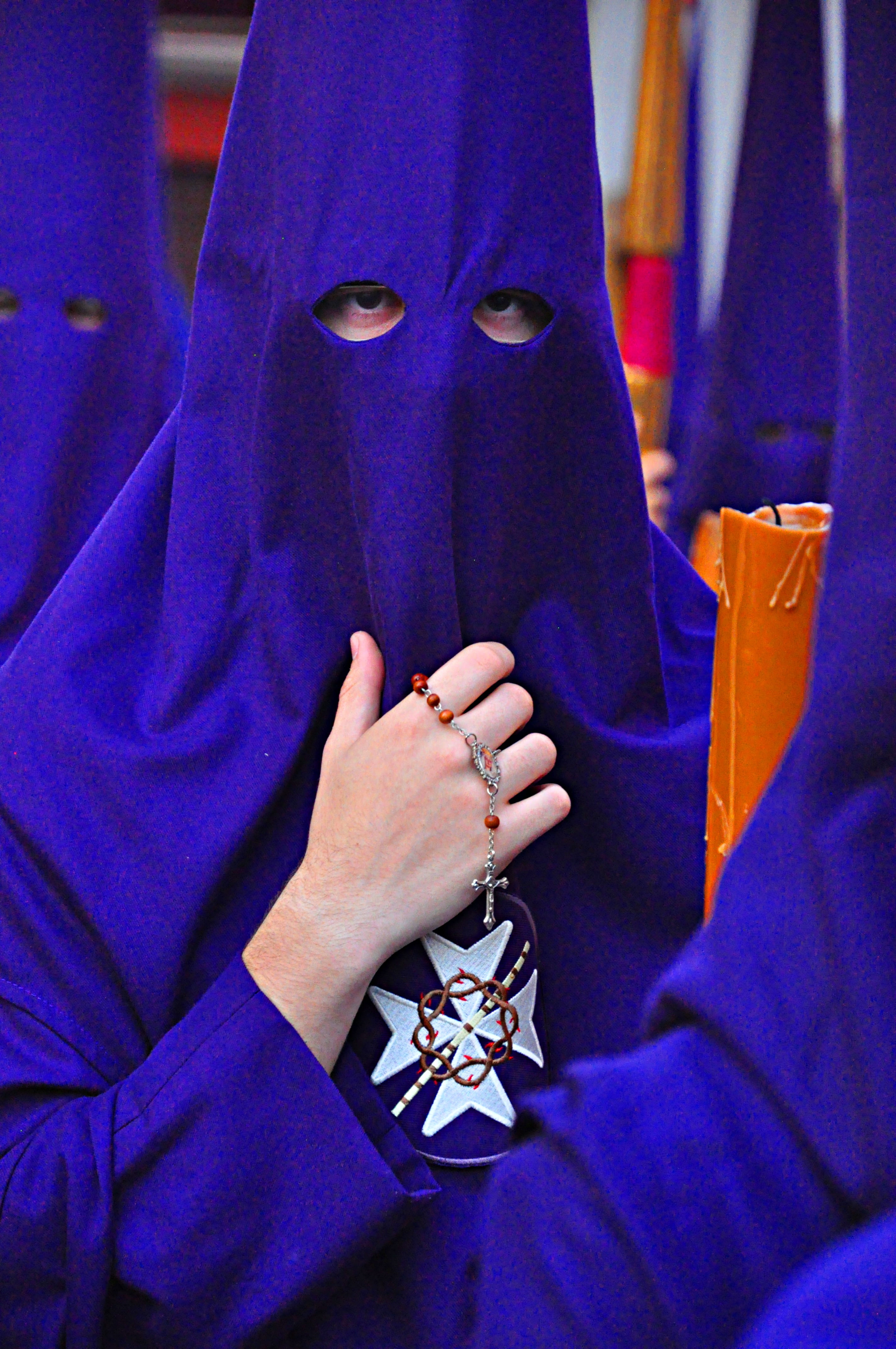 religion, adult, covering, procession, hood, real people, unrecognizable person, tradition, believer, spirituality, belief, passion, seville, one person, Phone HD Wallpaper