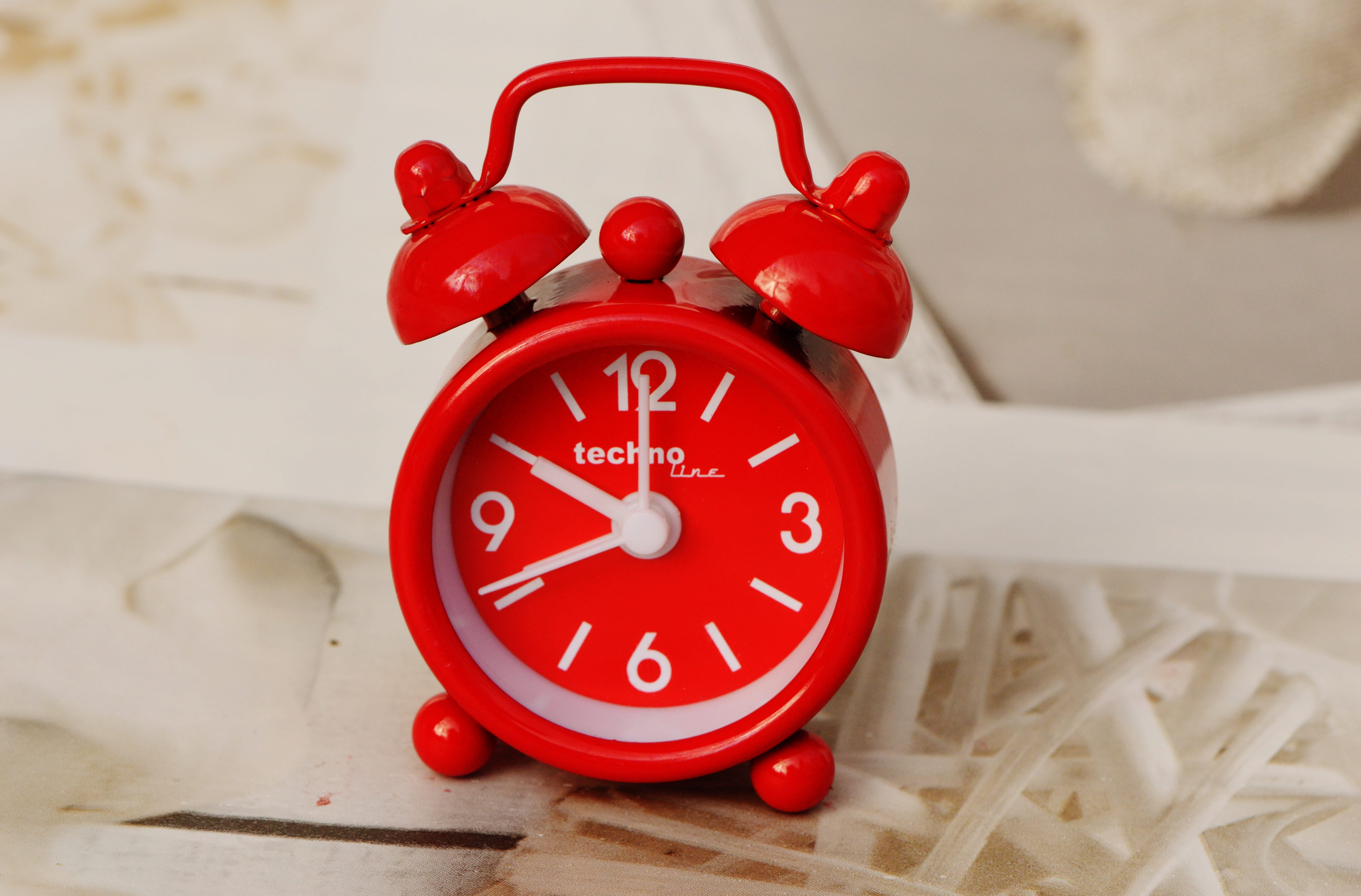 time of, time, arouse, Time, dial, techno, waking up, ring the bell, shape, single object, memory, wake up, transience, bell, circle, close-up, minute hand, HD Wallpaper