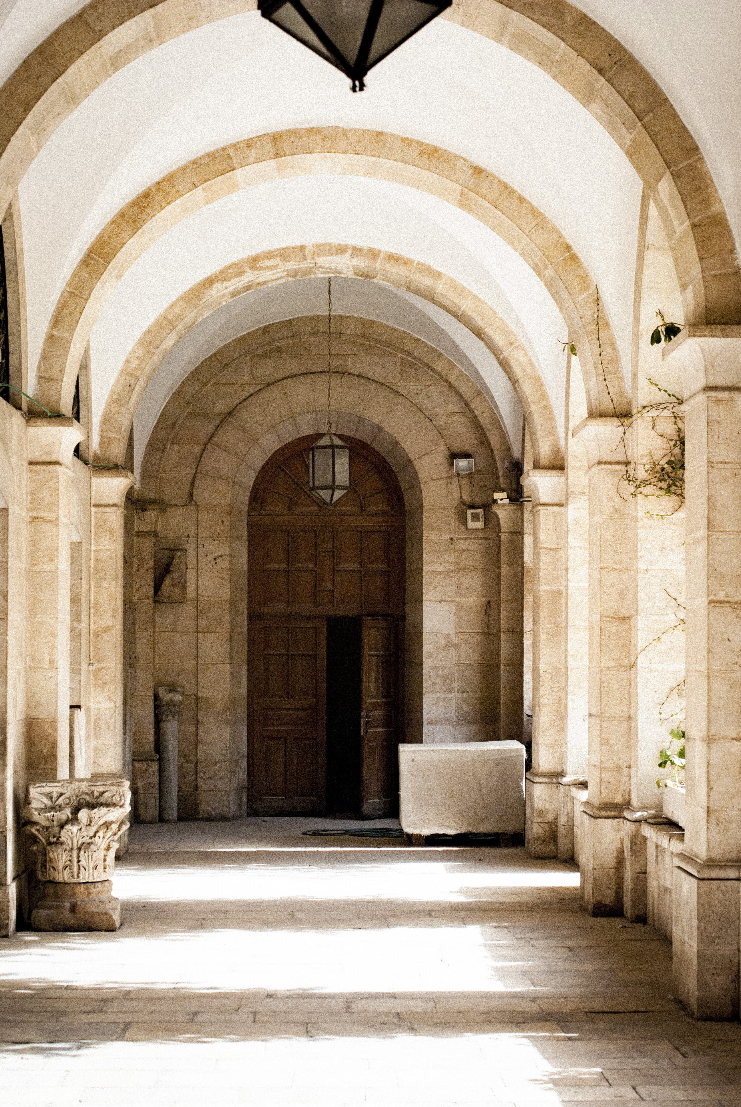 architectural feature, building, architectural column, corridor, indoors, israel, arcade, ornate, arch, via dolorosa, no people, marble, architecture, 4K, Phone HD Wallpaper
