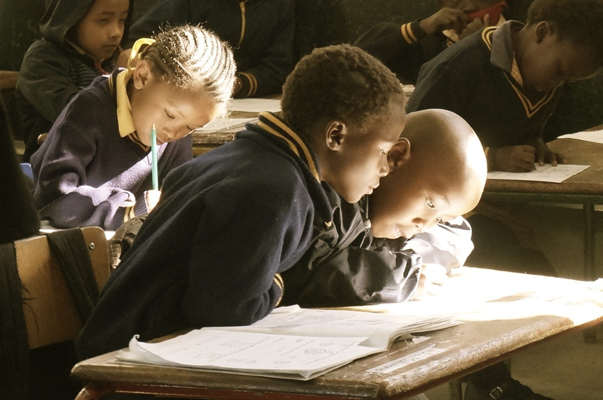 men, innocence, chair, simply, boys, exercises, africa, africans, 1080P, two boys, curious, learn, girls, student, childhood, learning, book, children, HD Wallpaper