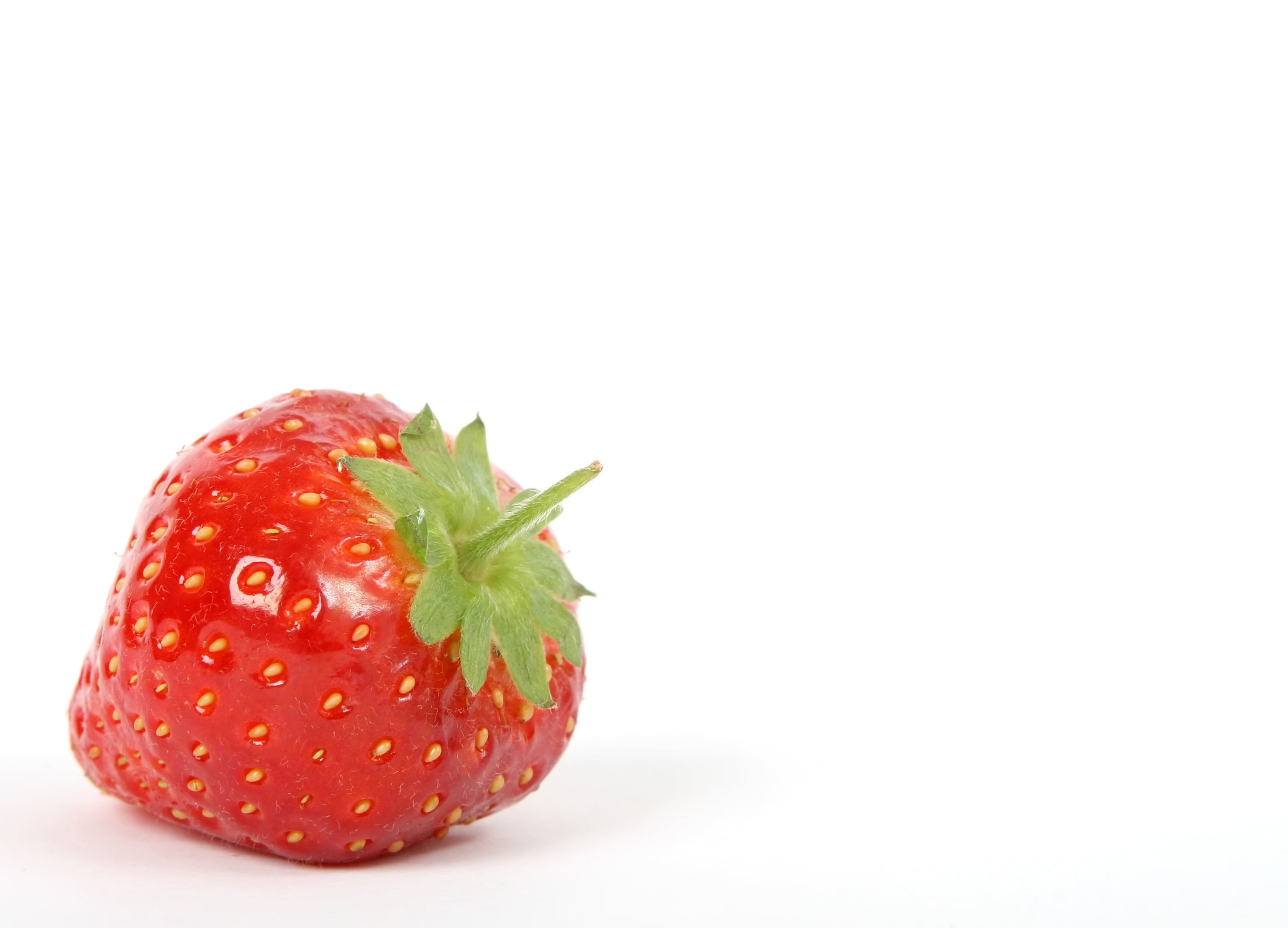 indoors, flavor, 2K, fruit, diet, strawberry, cut out, macro, studio shot, nature, white background, dessert, colorful, background, leaf, berry Fruit, HD Wallpaper