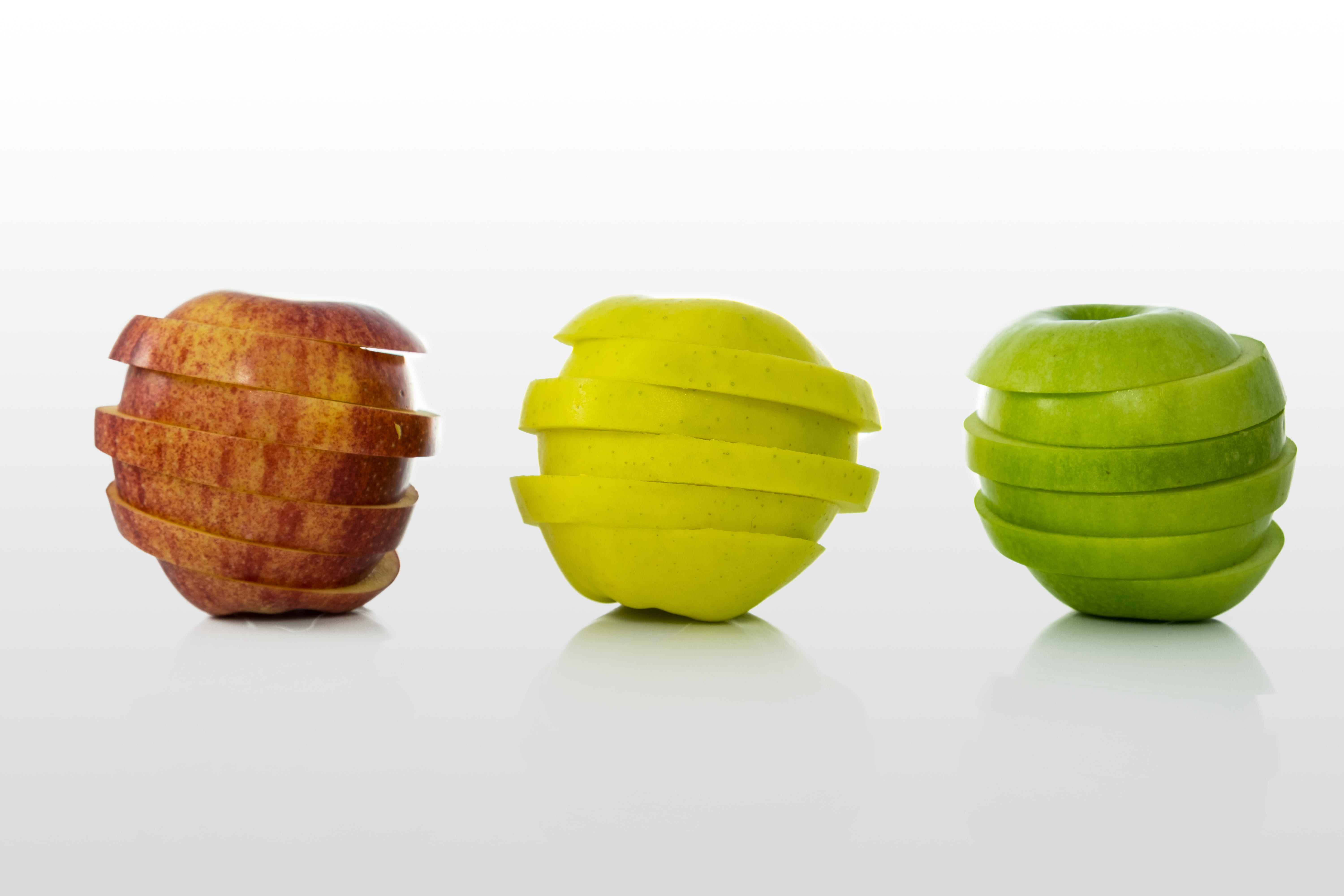 eat, vegan, healthy lifestyle, freshness, digital composite, 5K, brown, green color, choice, apples, three, studio shot, close-up, kernobstgewaechs, vegetarian, HD Wallpaper