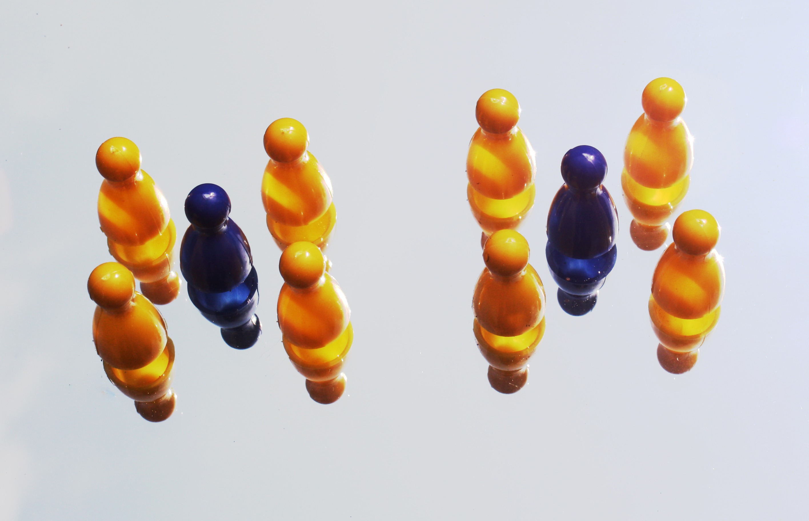 color, comparison, side by side, white background, order, every fifth, 2K, in a row, colorful, figures, halma, studio shot, leisure games, no people, board game, HD Wallpaper
