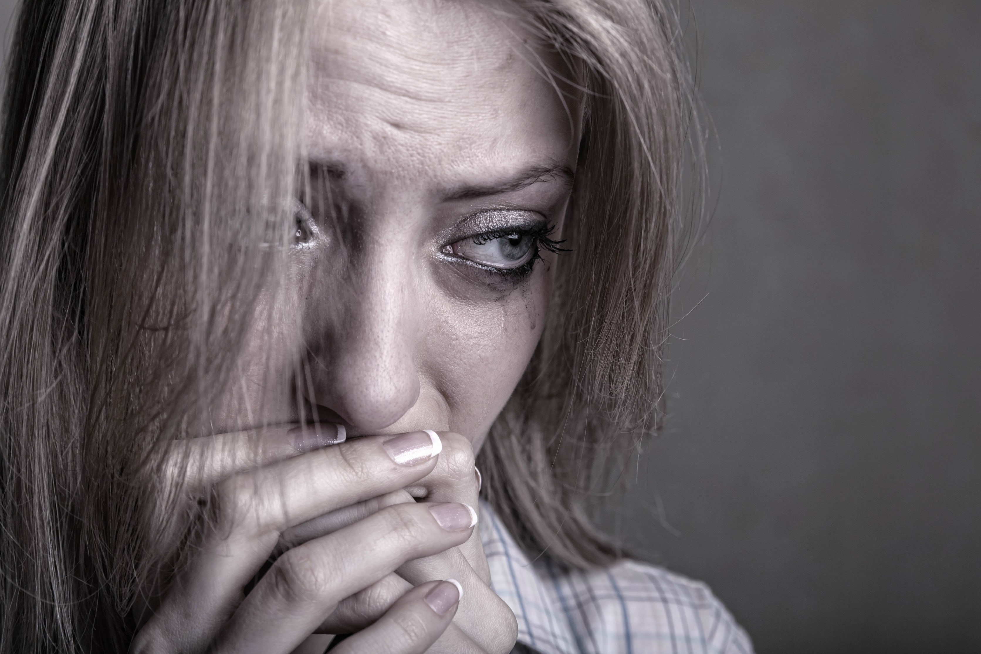 fear, 2K, tears, depression, anxiety, sad girl, HD Wallpaper