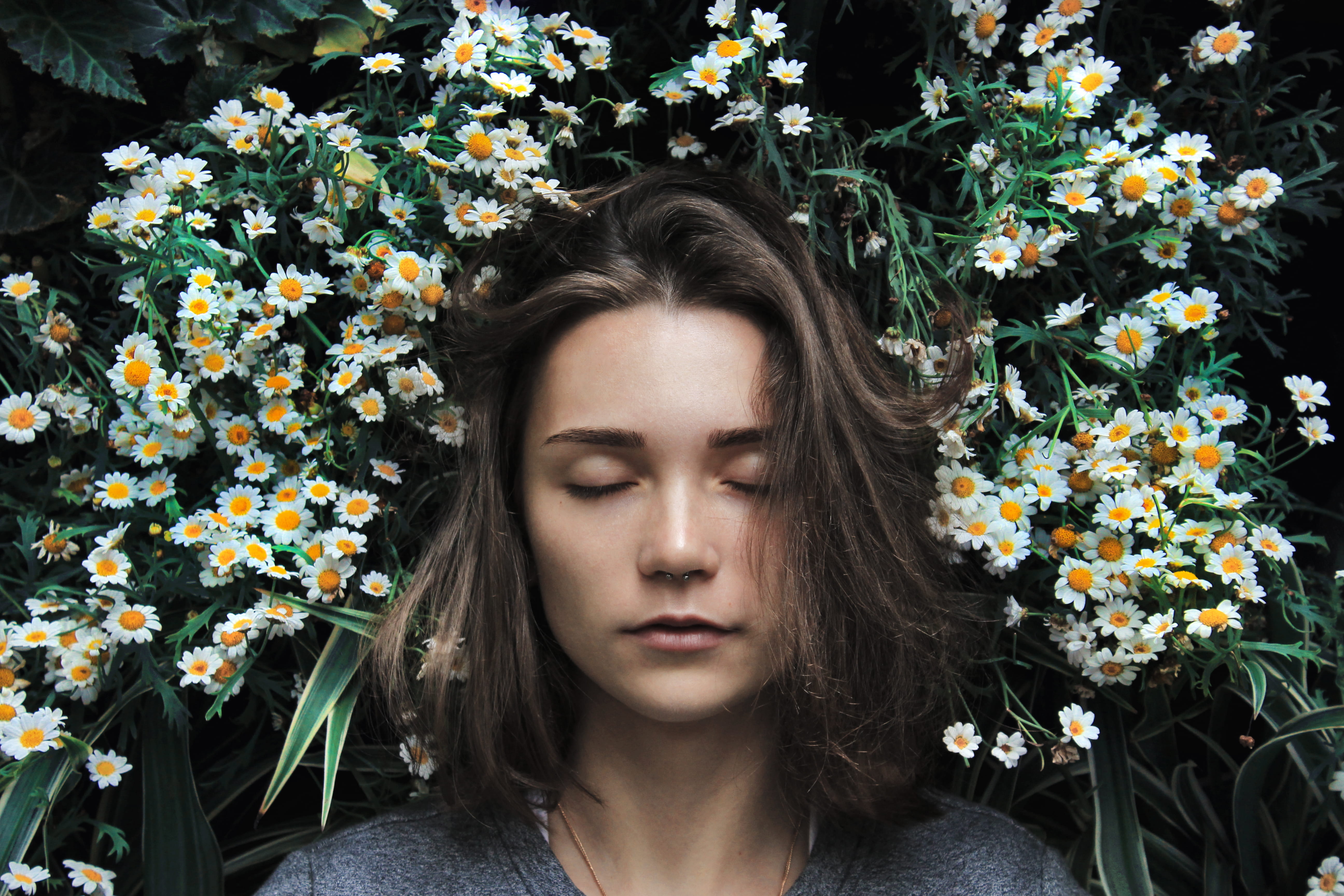 5K, beauty in nature, flower head, blossom, hair, person, outdoors, potted plant, fragility, daisy, portrait, people, headshot, flowering plant, flower arrangement, HD Wallpaper