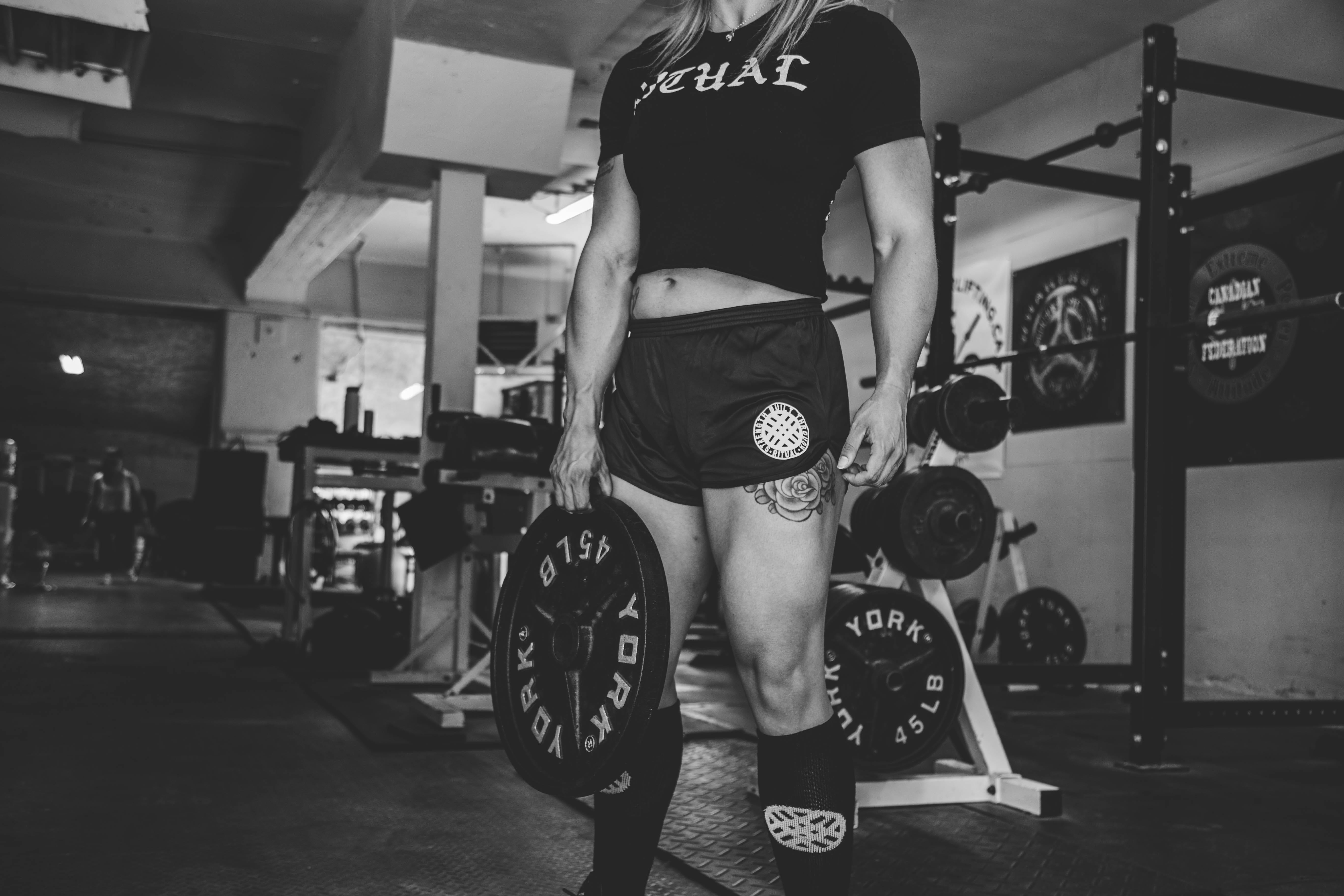 female, rear view, black and white, weight, fashion, motivation, monochrome, lifestyles, human, casual clothing, holding, antique car, muscle, strong female, HD Wallpaper