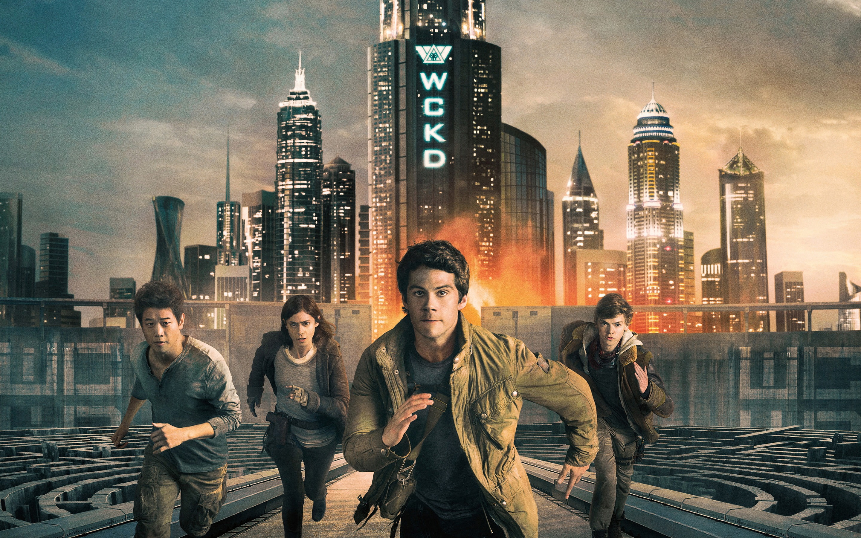building, cityscape, runner, outdoors, city, movie, skyscraper, group of people, city life, young adult, urban skyline, cure, built structure, togetherness, HD Wallpaper