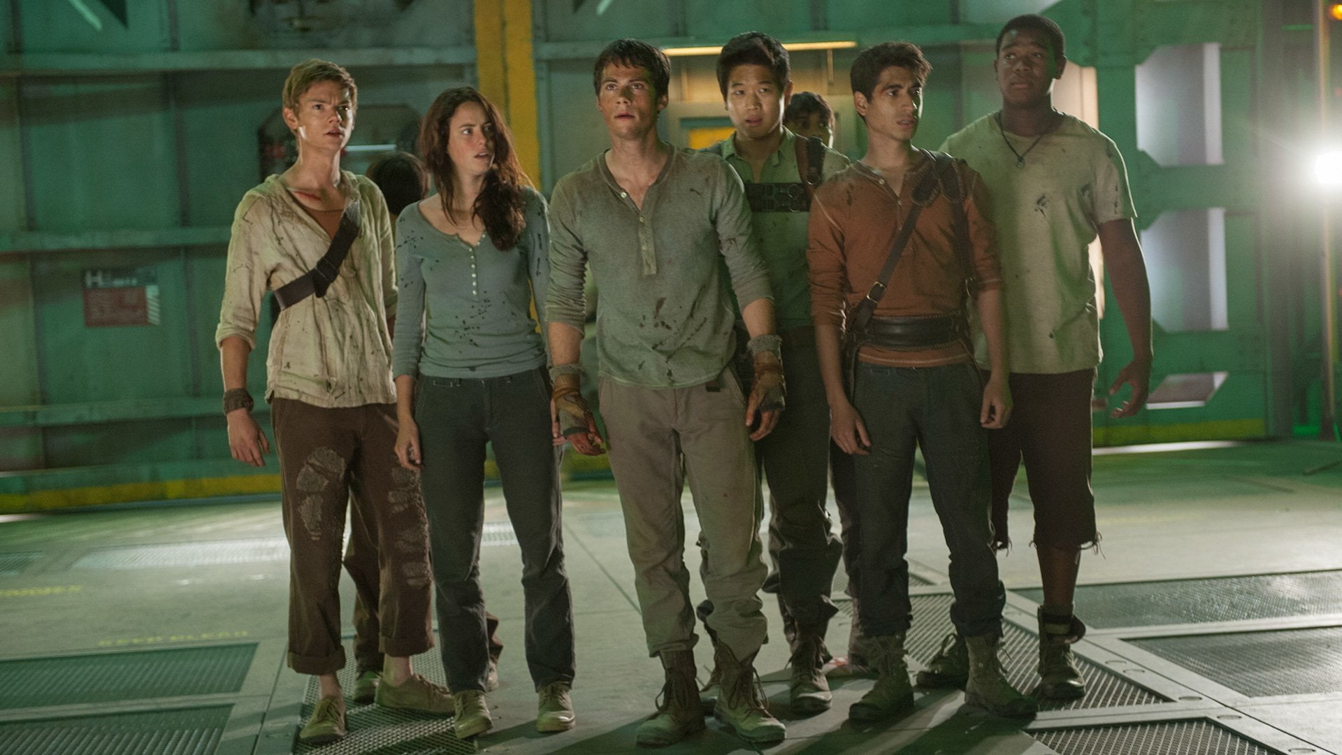 adult, casual clothing, young women, 1080P, group of people, Maze Runner: The Scorch Trials, emotion, women, Dylan OBrien, standing, young men, group, HD Wallpaper