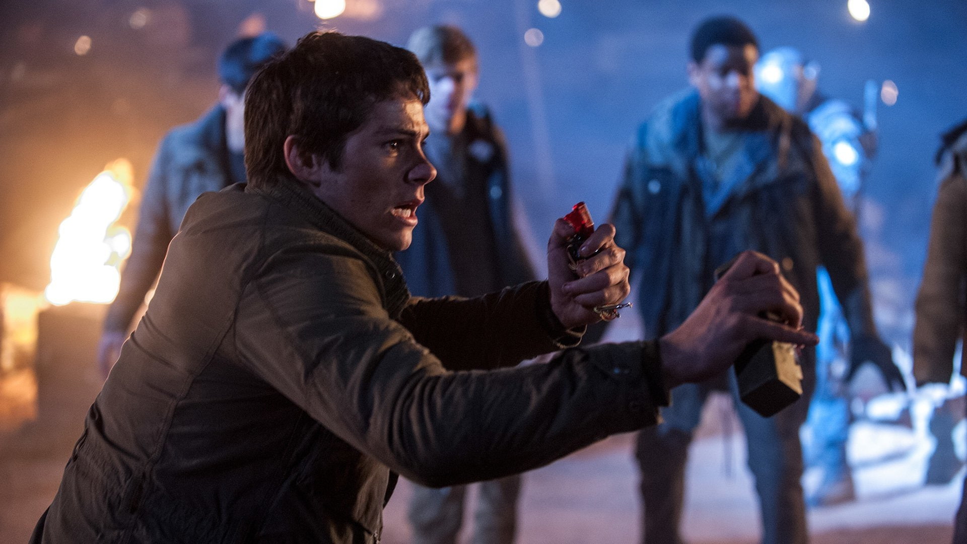 Movie, illuminated, enjoyment, Maze Runner: The Scorch Trials, looking, Dylan OBrien, architecture, group of people, 1080P, males, people, warm clothing, HD Wallpaper