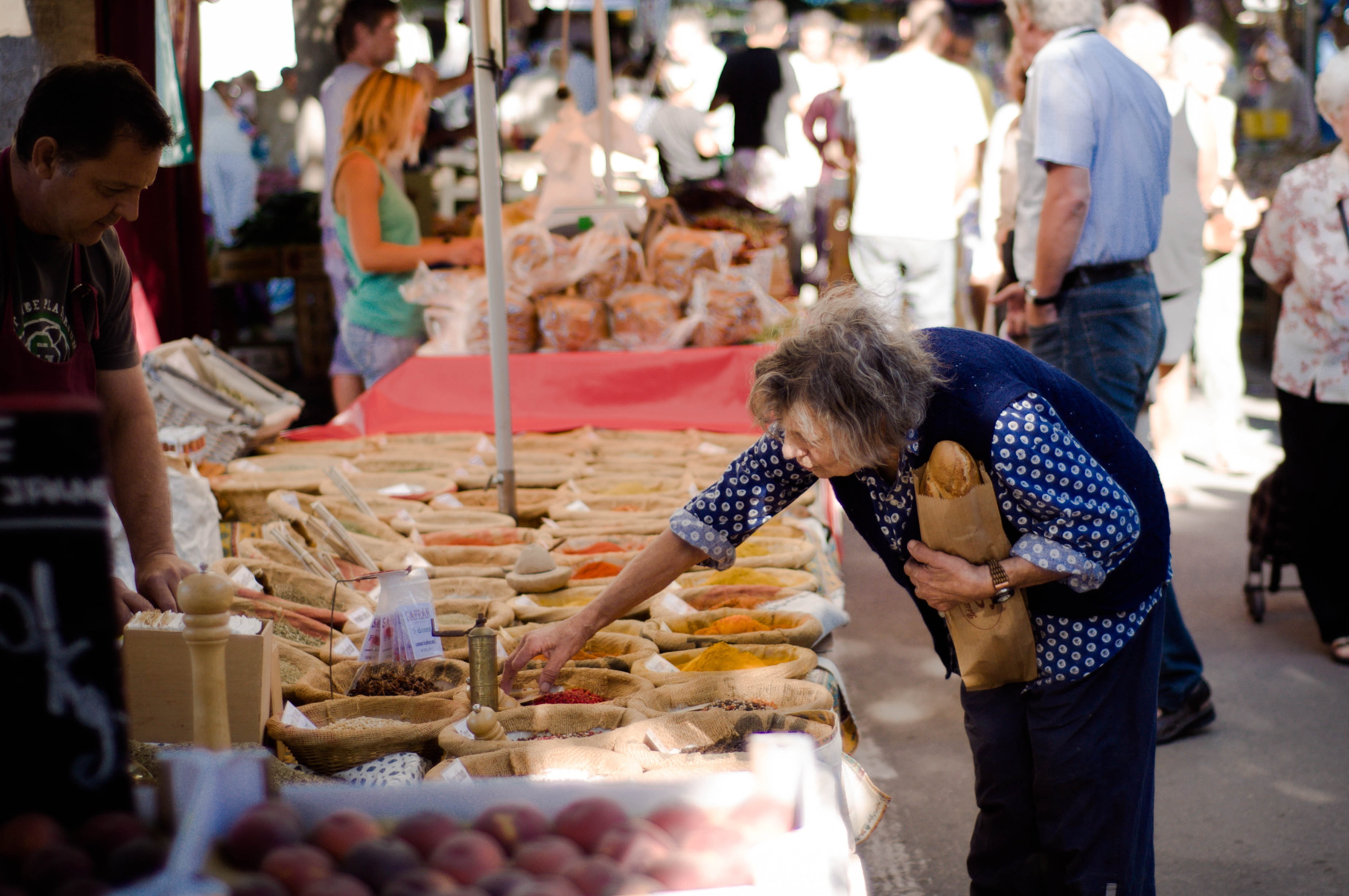 adult, market Vendor, buying, age, selling, market Stall, consumerism, group of people, elderly, food and drink, market, freshness, food, crowd, day, people, HD Wallpaper