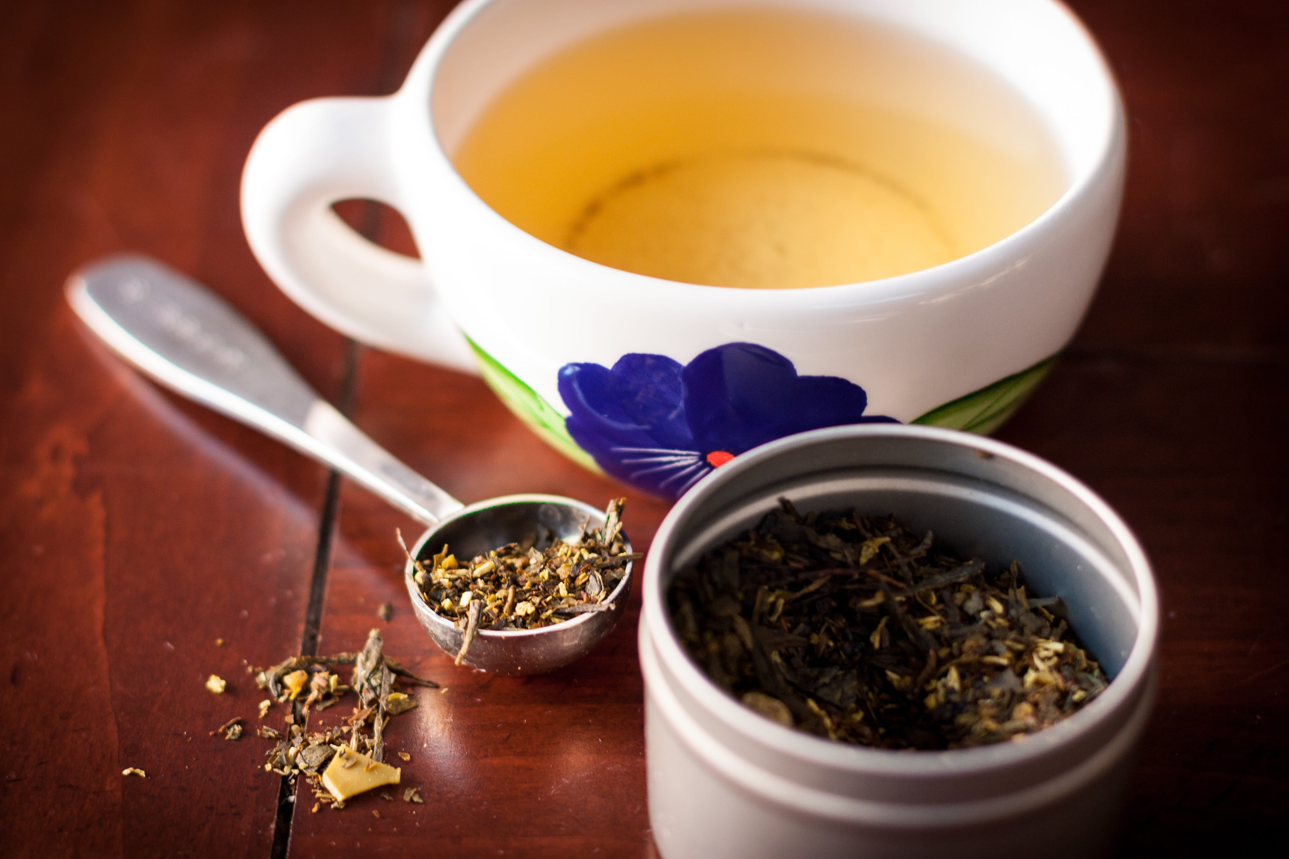 mug, herbal medicine, loose, tea - Hot Drink, wood - Material, tea crop, box, food and drink, leaf, refreshment, herbal tea, plant part, medicine, herb, HD Wallpaper