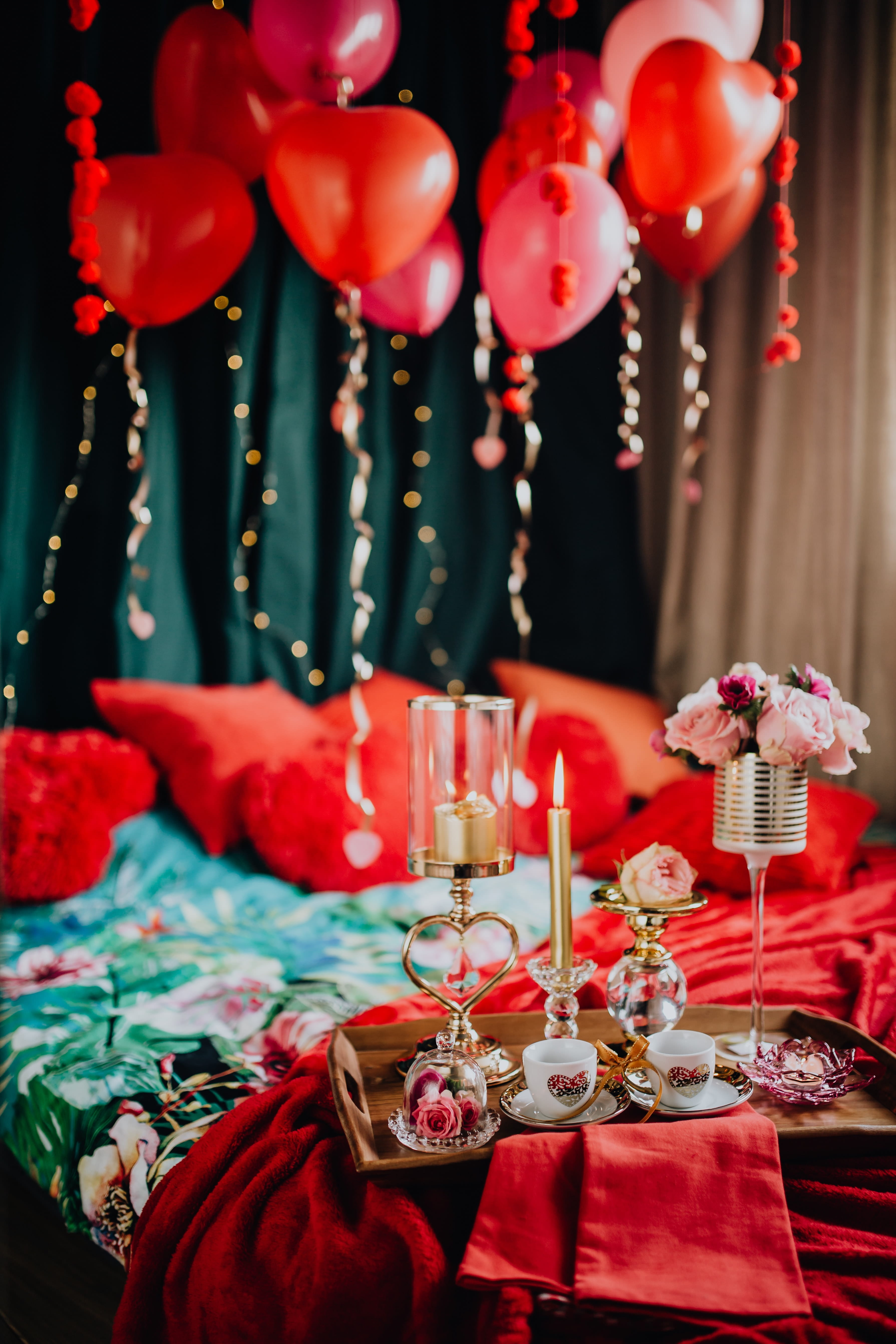 event, brunch, romantic, arrangement, valentines, star shape, valentine, christmas, celebration, s, bed, festival, christmas decoration, lighting equipment, Phone HD Wallpaper