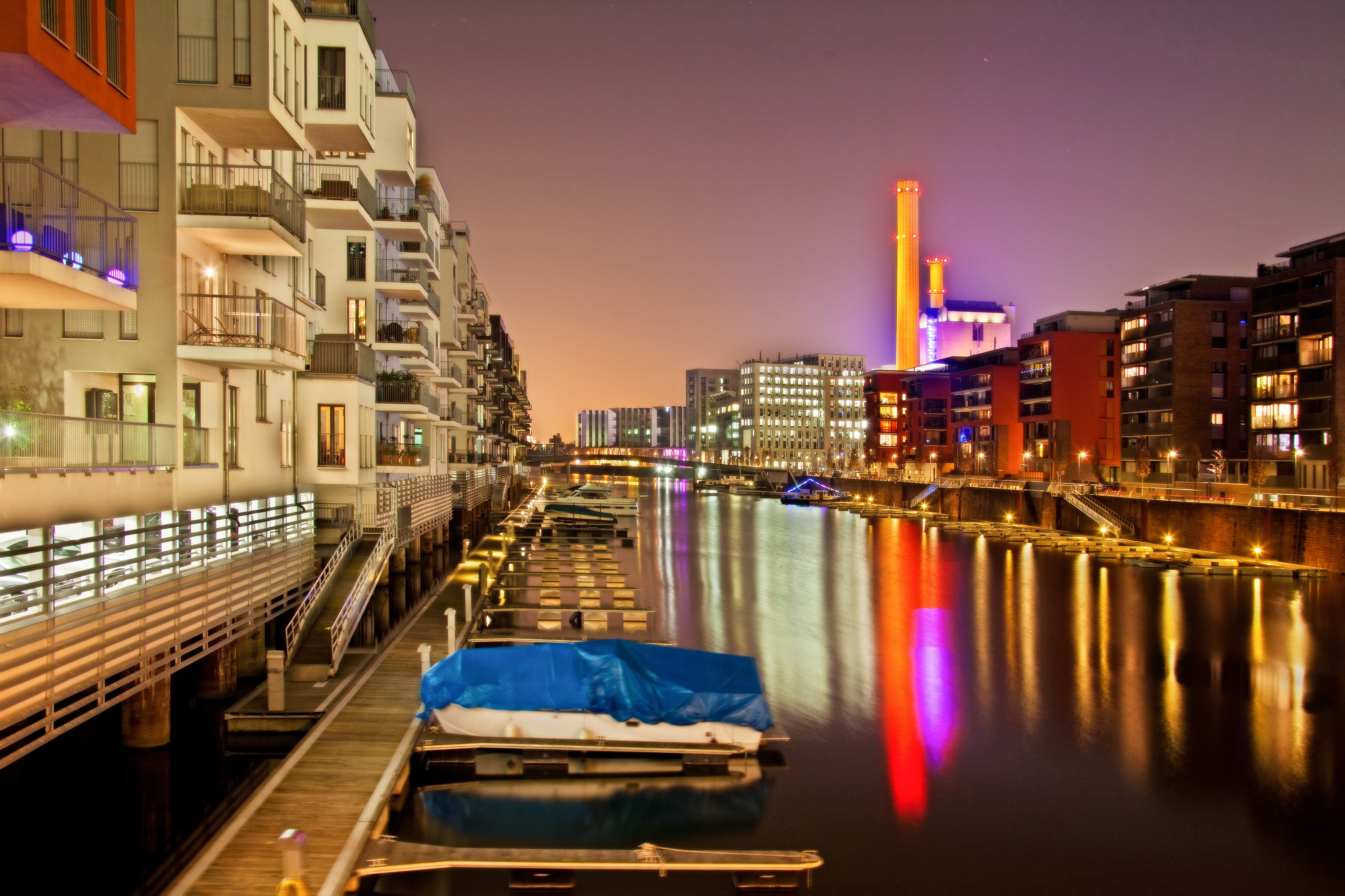farbenspiel, cityscape, darkness, bridge window, building, urban, architecture, afterglow, skyline, pier, port, no people, balconies, night, mode of transportation, HD Wallpaper