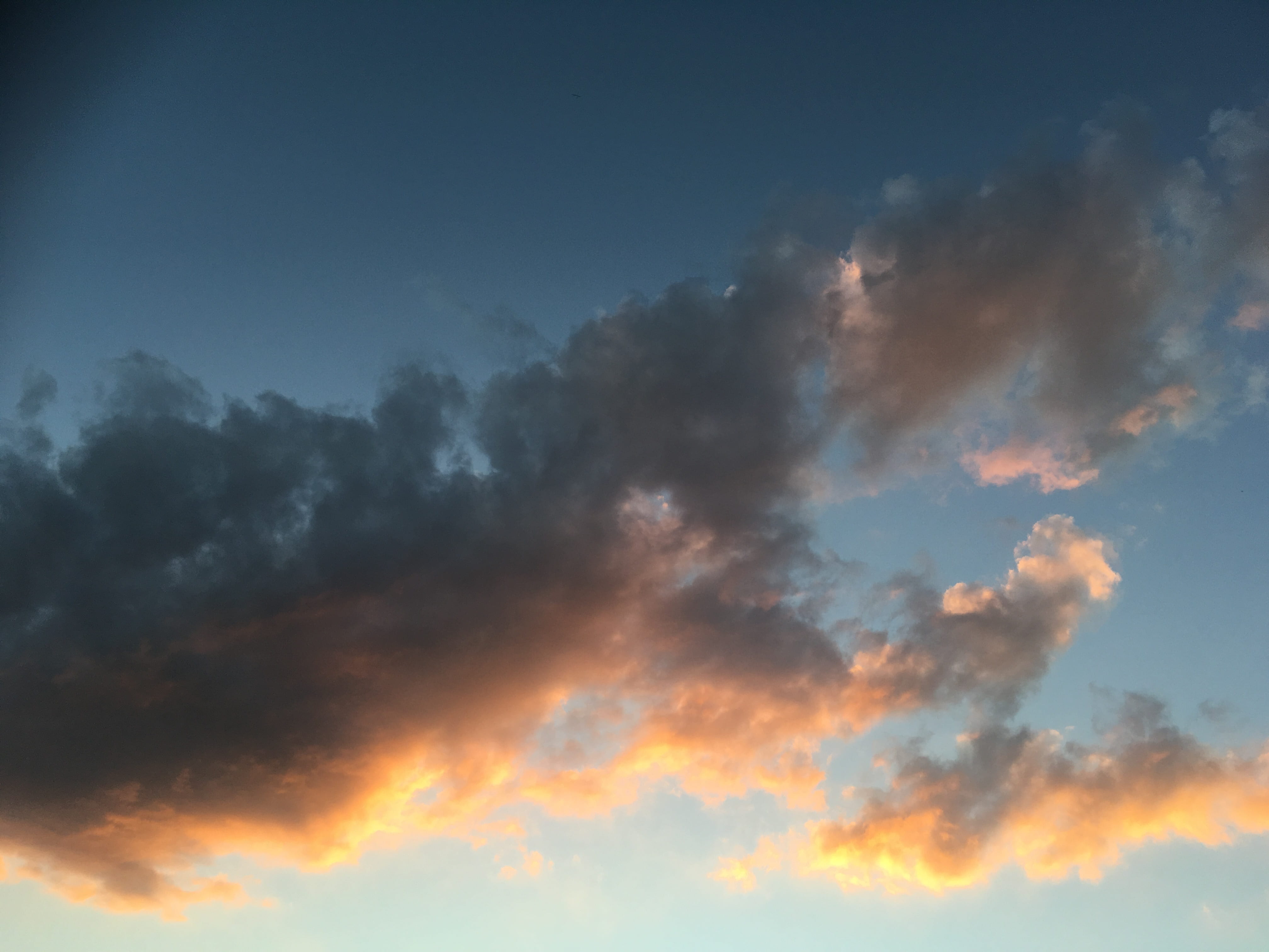 beauty in nature, clouds, bright, no people, low angle view, 4K, landscape, panorama, nature, golden, mood, dramatic sky, tranquility, environment, lichtspiel, HD Wallpaper