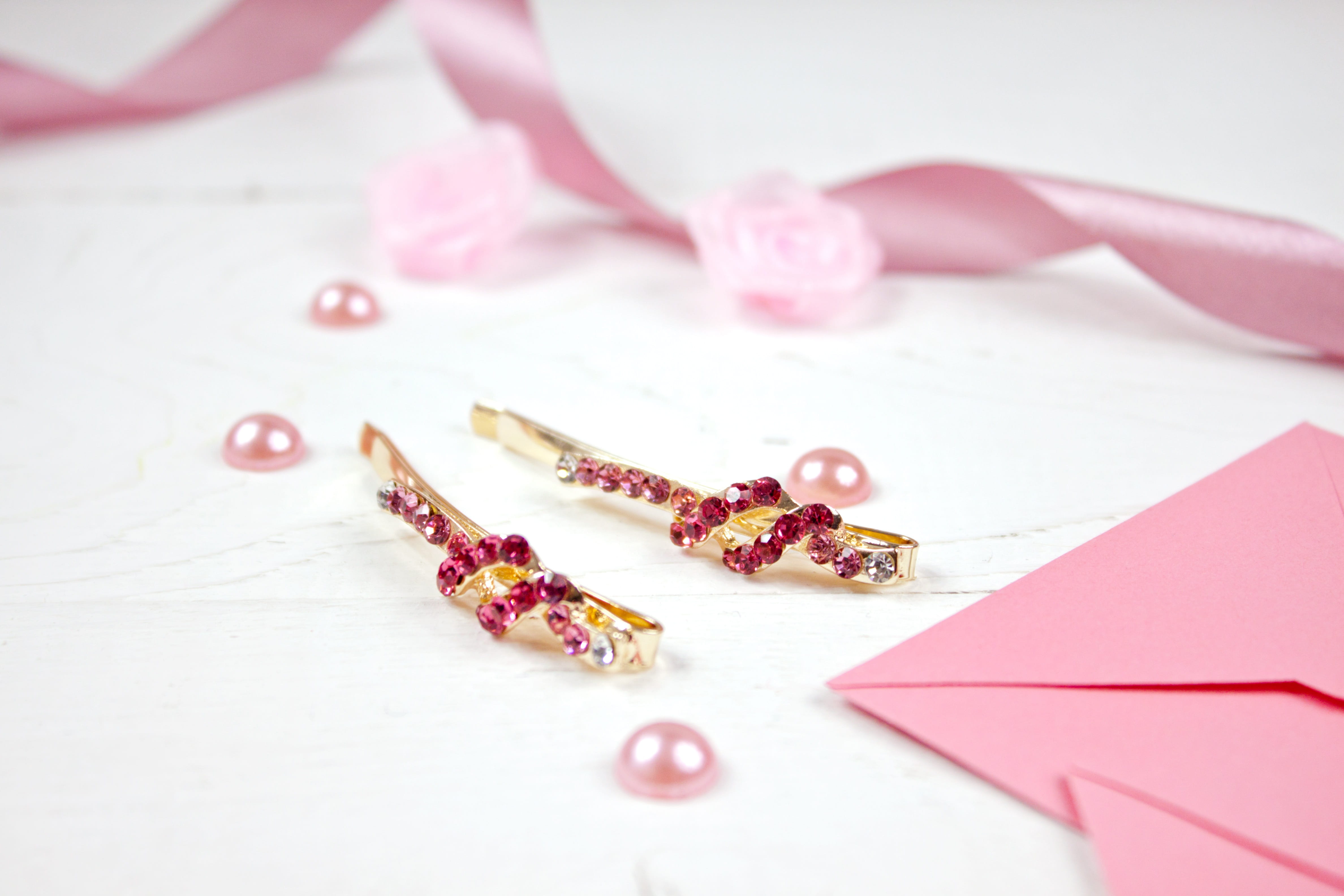event, art and craft, ribbon, beauty, heart shape, paper, emotion, pearls, bracelet, necklace, pins, pair, Gold, pink gem, bobby, Accessories, ring, still life, HD Wallpaper