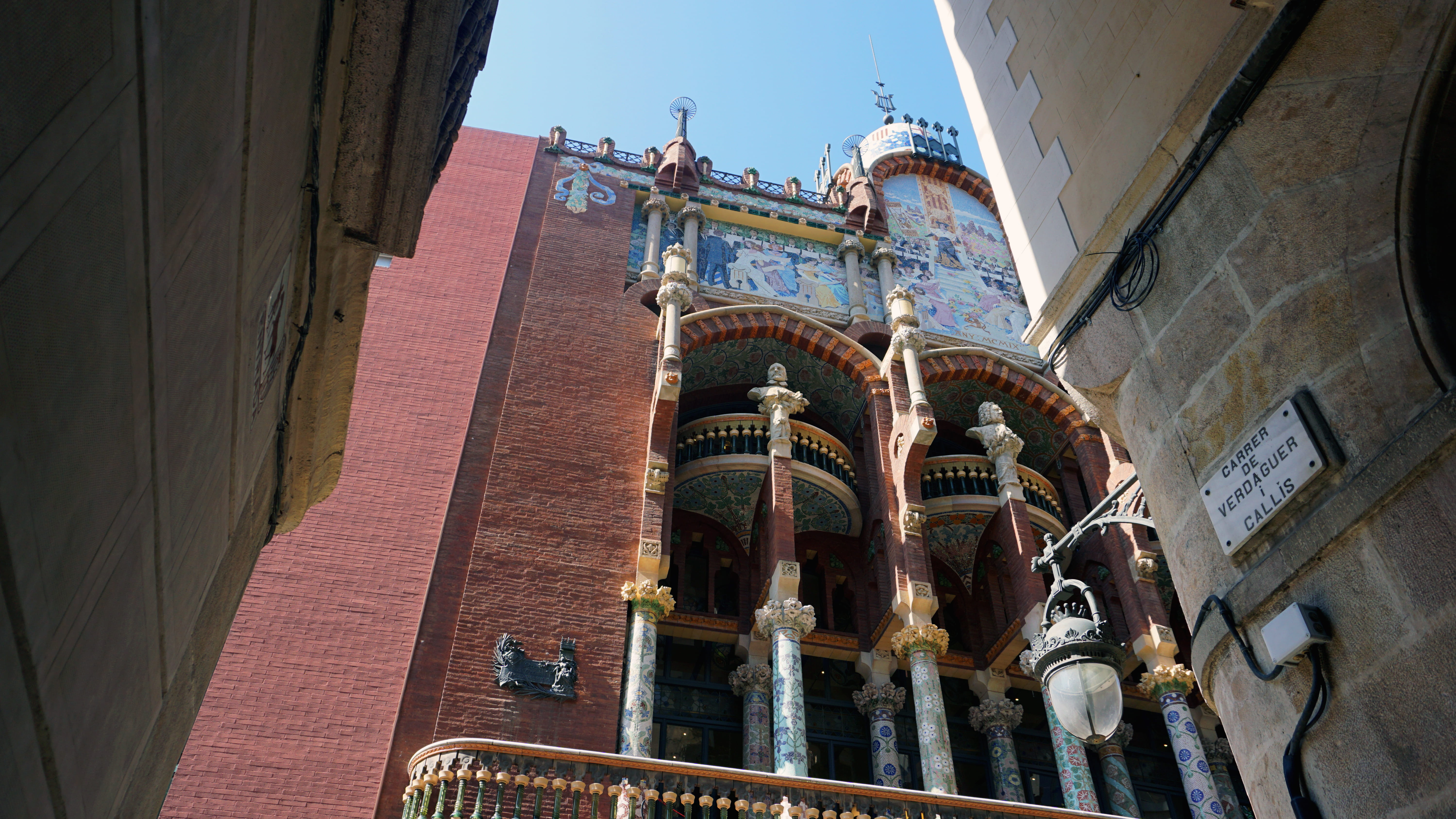 architectural column, city, palau de la música catalana, spain, no people, window, barcelona, place of worship, low angle view, history, spirituality, nature, HD Wallpaper
