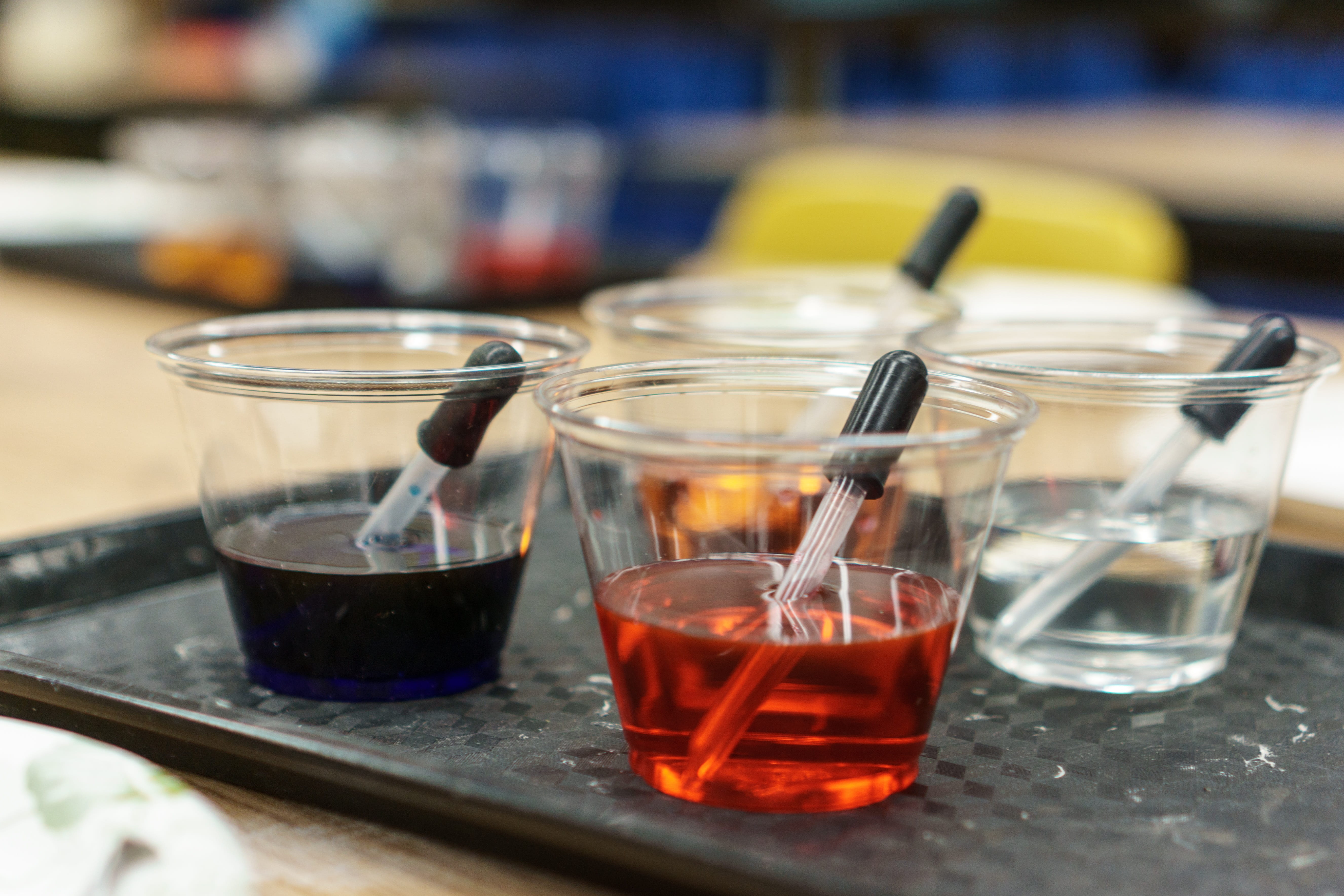 laboratory, Experiment, close-up, glass, selective focus, focus on foreground, Chemical, tray, glass - material, refreshment, clear, indoors, day, drink, HD Wallpaper