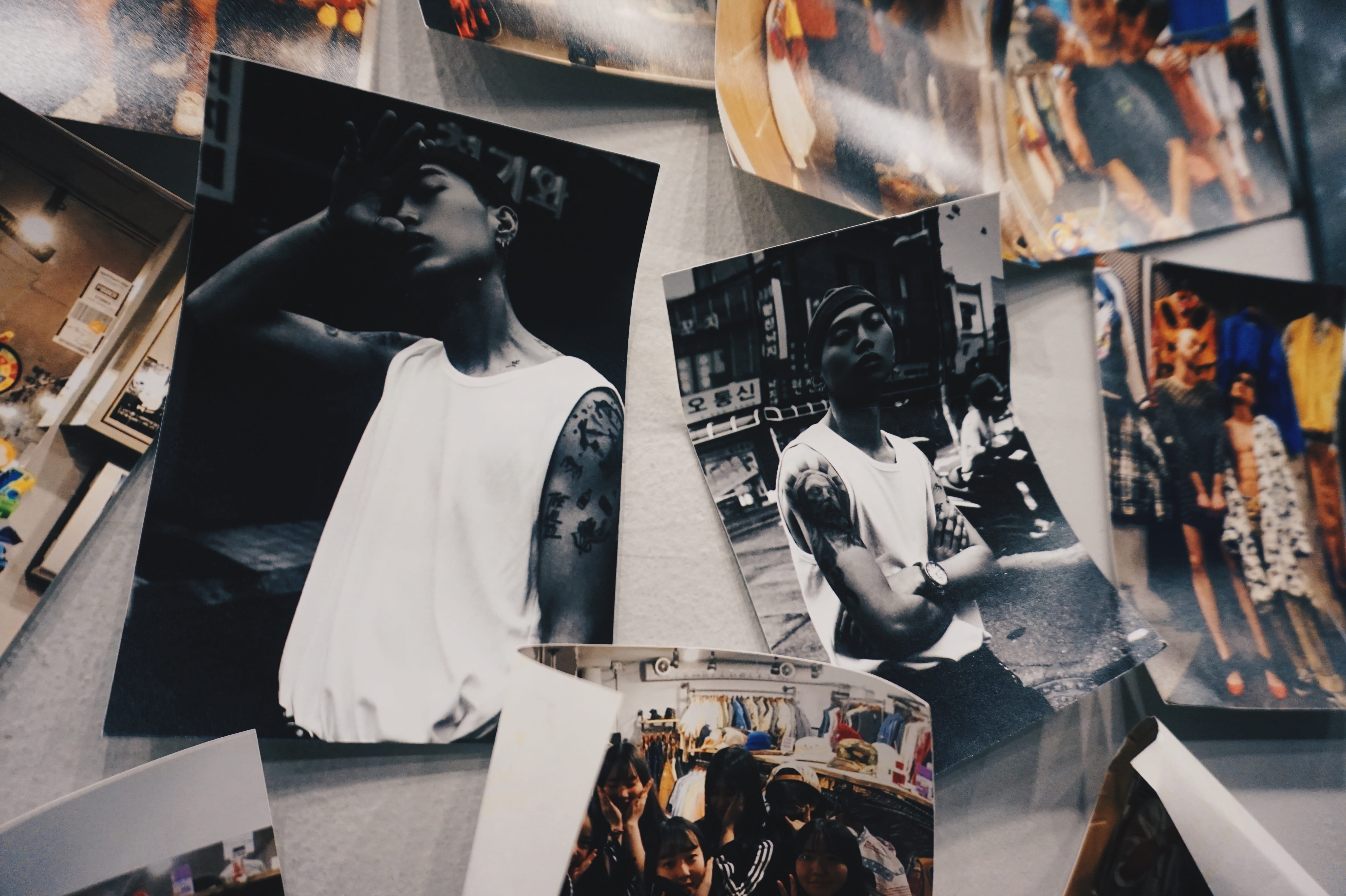 display, choice, photo, no people, store, apparel, store window, t-shirt, musician, hair, human, flyer, for sale, collage, text, clothing, retail, poster, HD Wallpaper