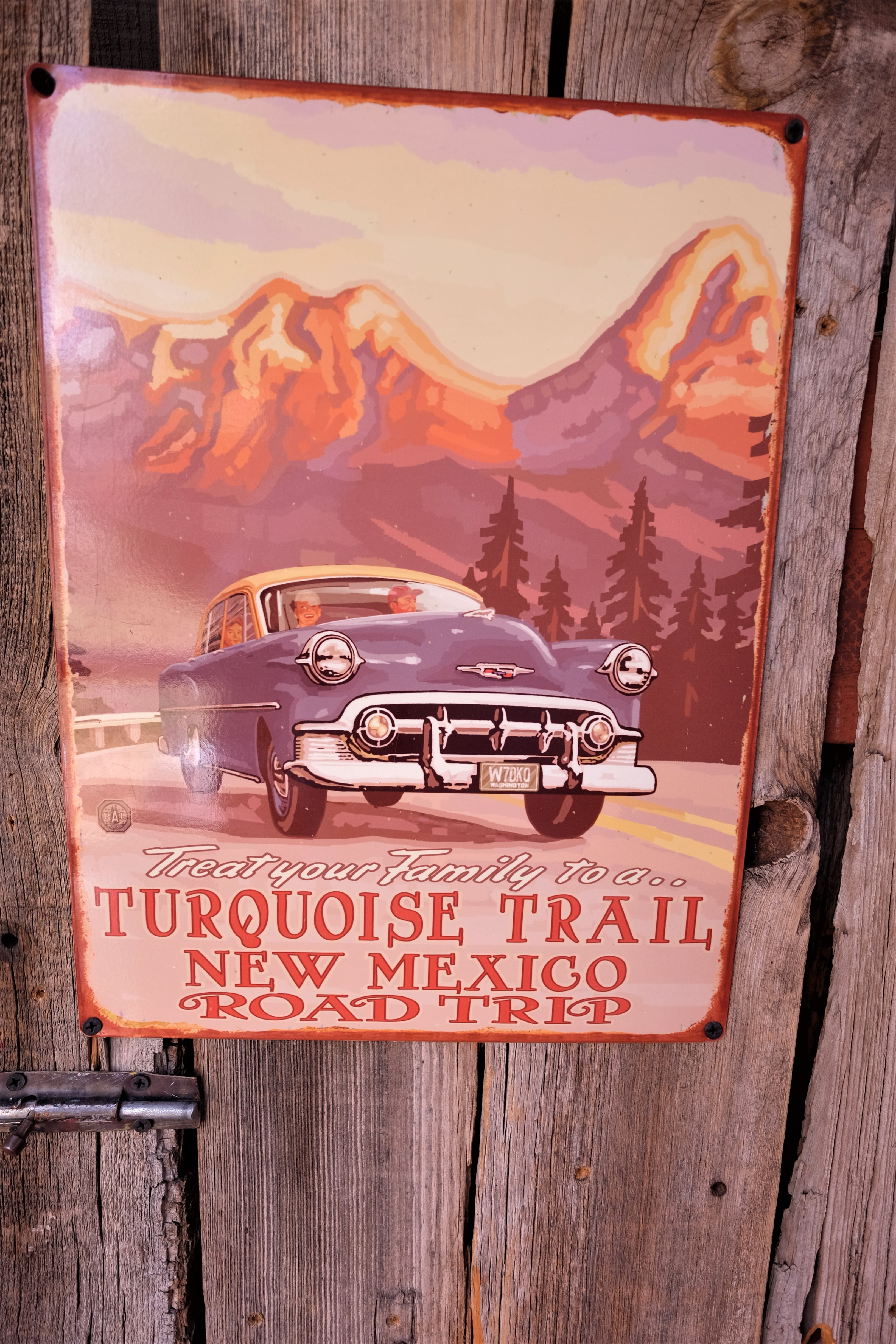 script, communication, close-up, new mexico, nature, 4K, art, travel, motor vehicle, wheel, label, car, mountain, sign, text, day, brochure, vehicle, information sign, Phone HD Wallpaper