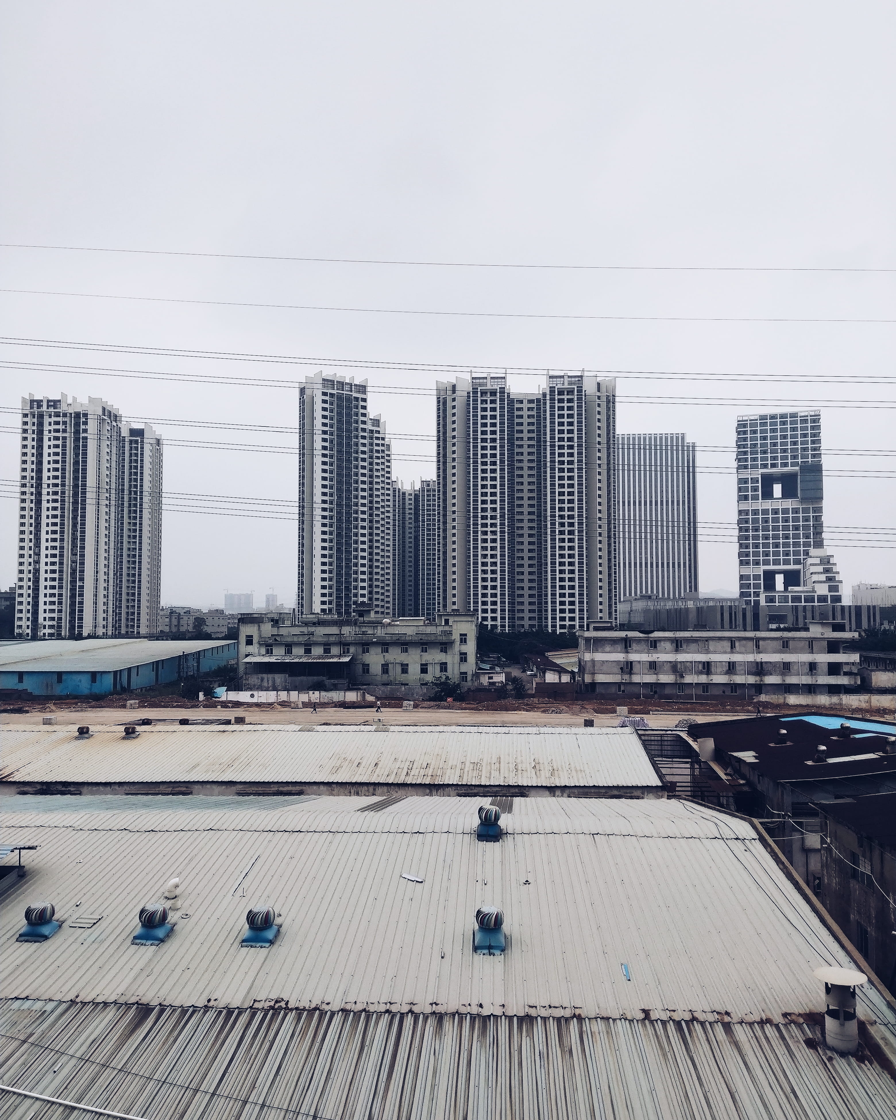 built structure, building, 4K, day, cloudy, shenzen, clear sky, financial district, cityscape, landscape, building exterior, office, buildings, city, essential phone, Phone HD Wallpaper
