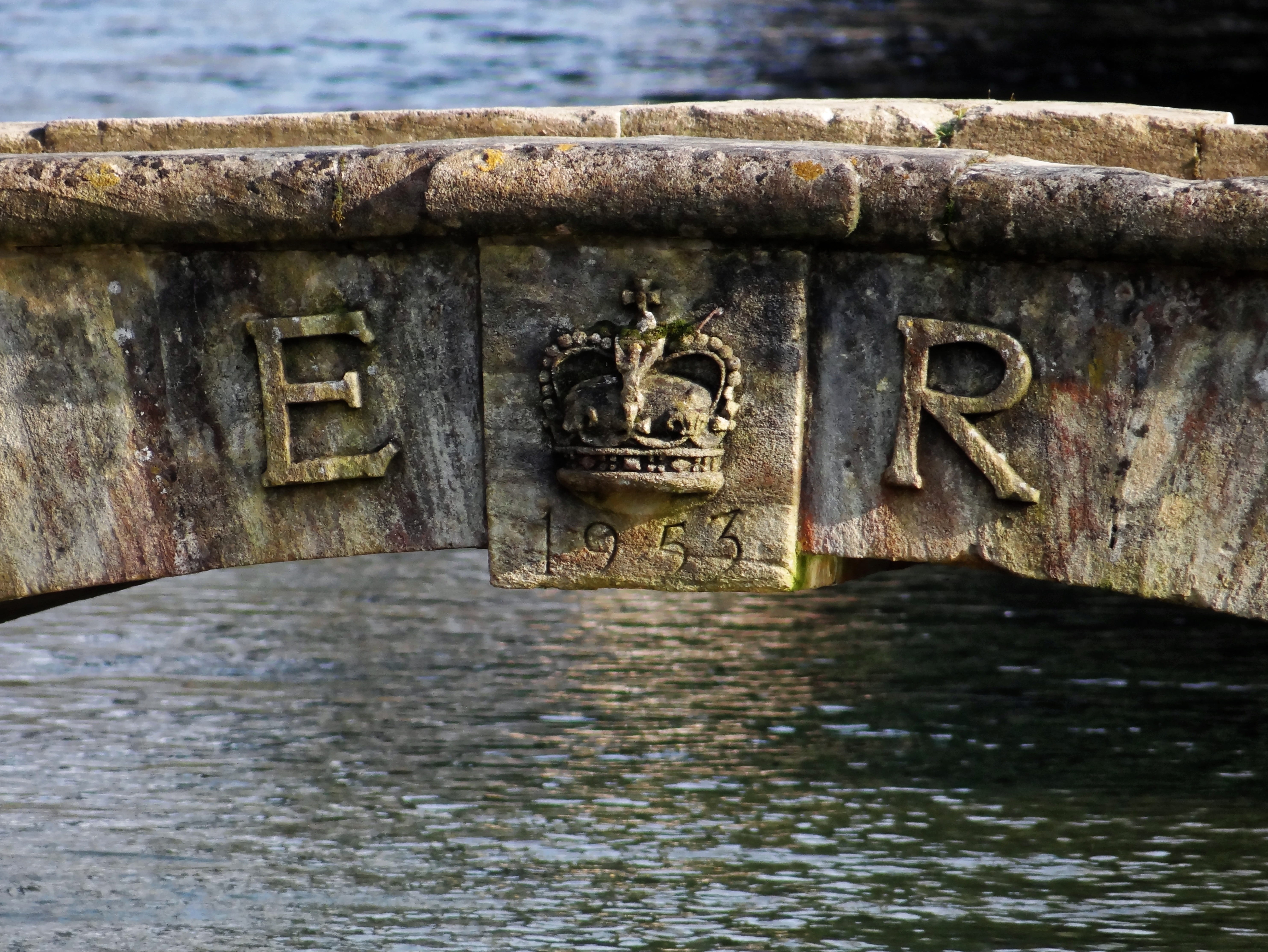 water, wall - building feature, weathered, carving, river, landmark, close-up, rusty, stone, old, 5K, bridge, reflection, historical, crown, road, nature, HD Wallpaper
