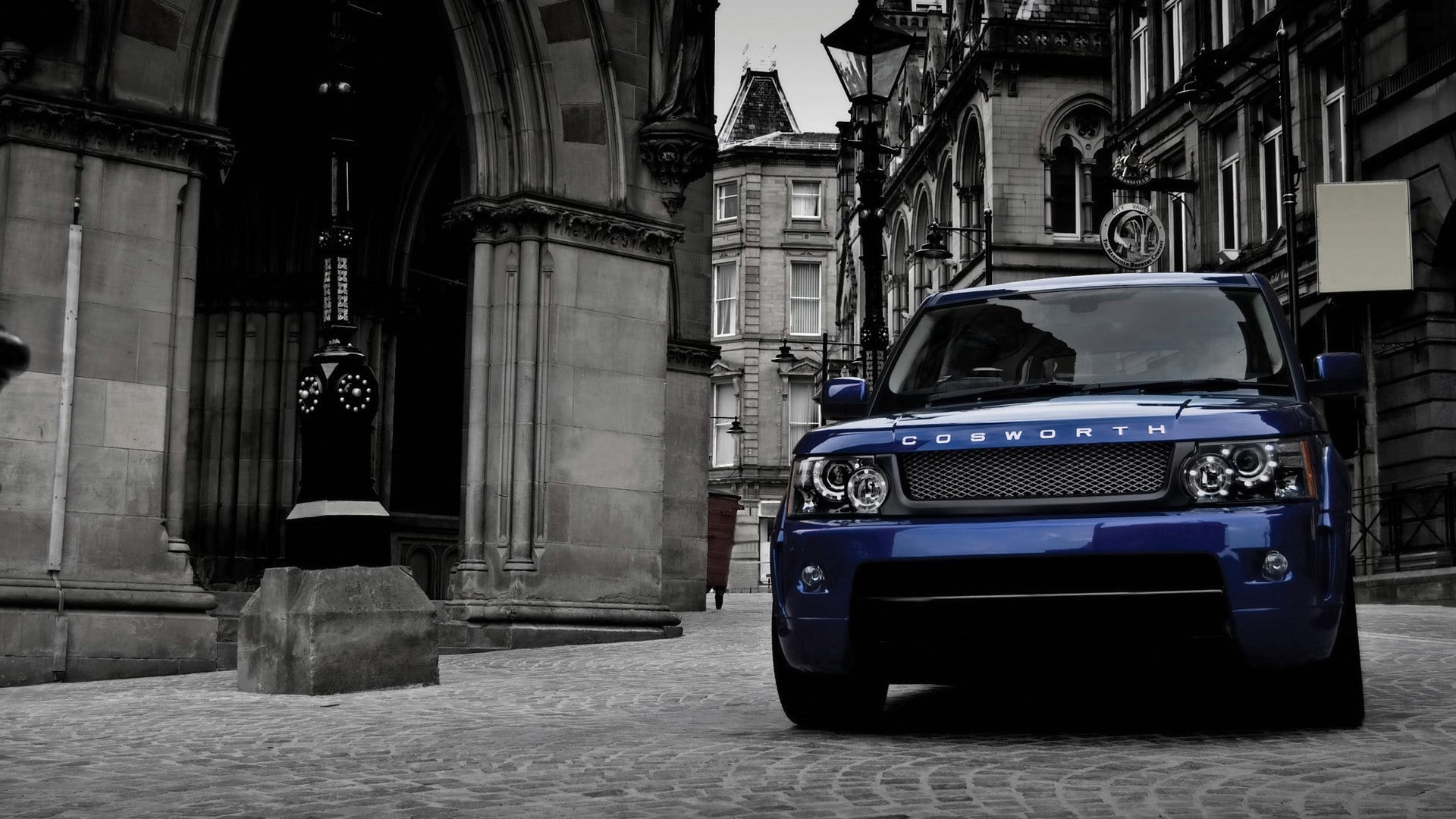 architecture, built structure, outdoors, SUV, belief, no people, day, travel, building, spirituality, Range Rover, mode of transportation, religion, blue, HD Wallpaper