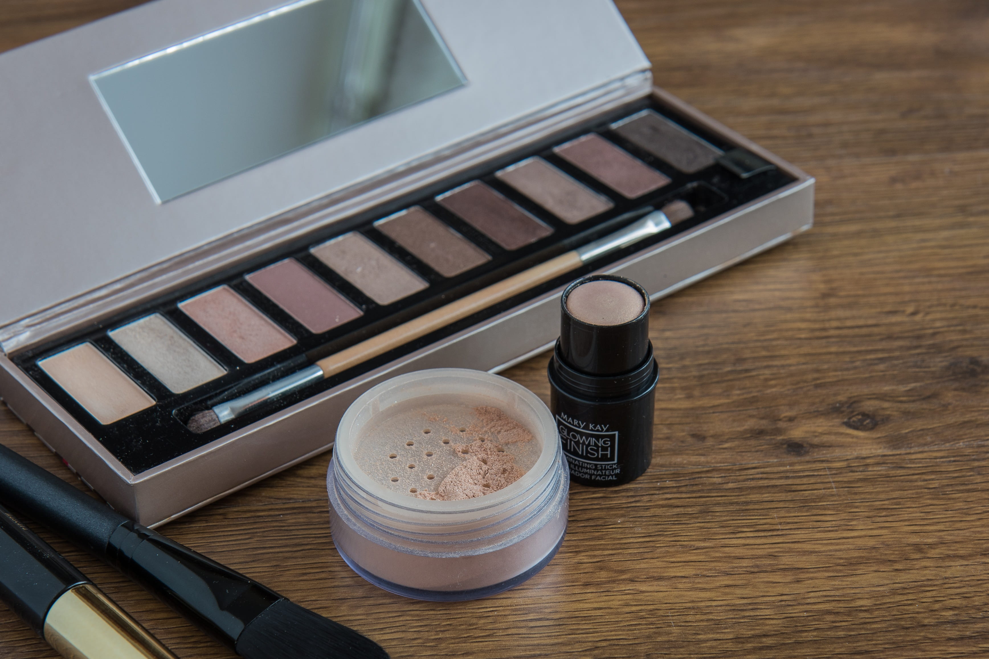 beauty Product, coffee - drink, technology, food and drink, keyboard, make-Up Brush, wireless technology, for painting, drink, surface, corrector, table, HD Wallpaper