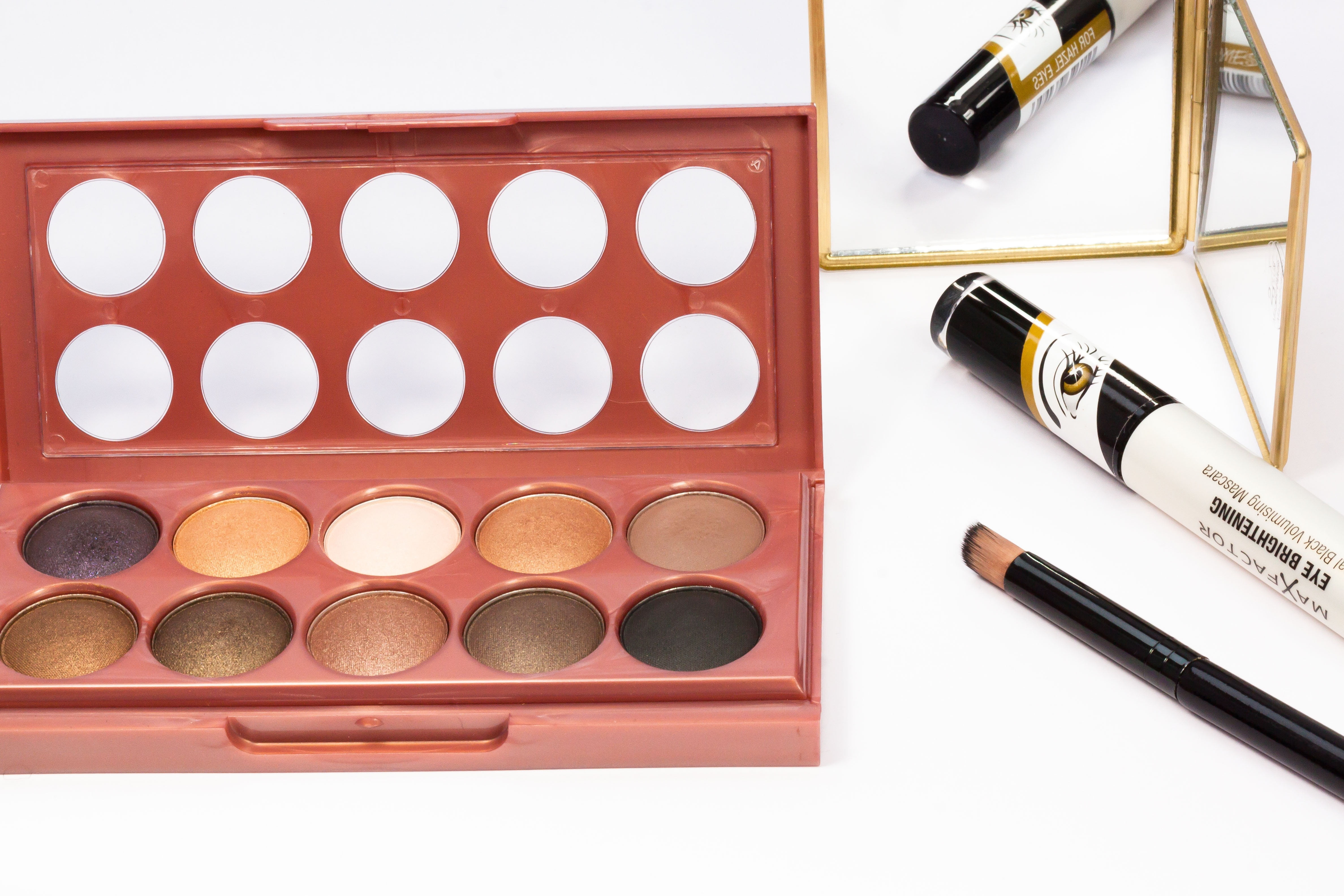 box, beauty, glamour, make-up, framed, box - container, brush, 4K, mirror, beauty Product, container, watercolor paints, eyeliner, indoors, mother of pearl, HD Wallpaper