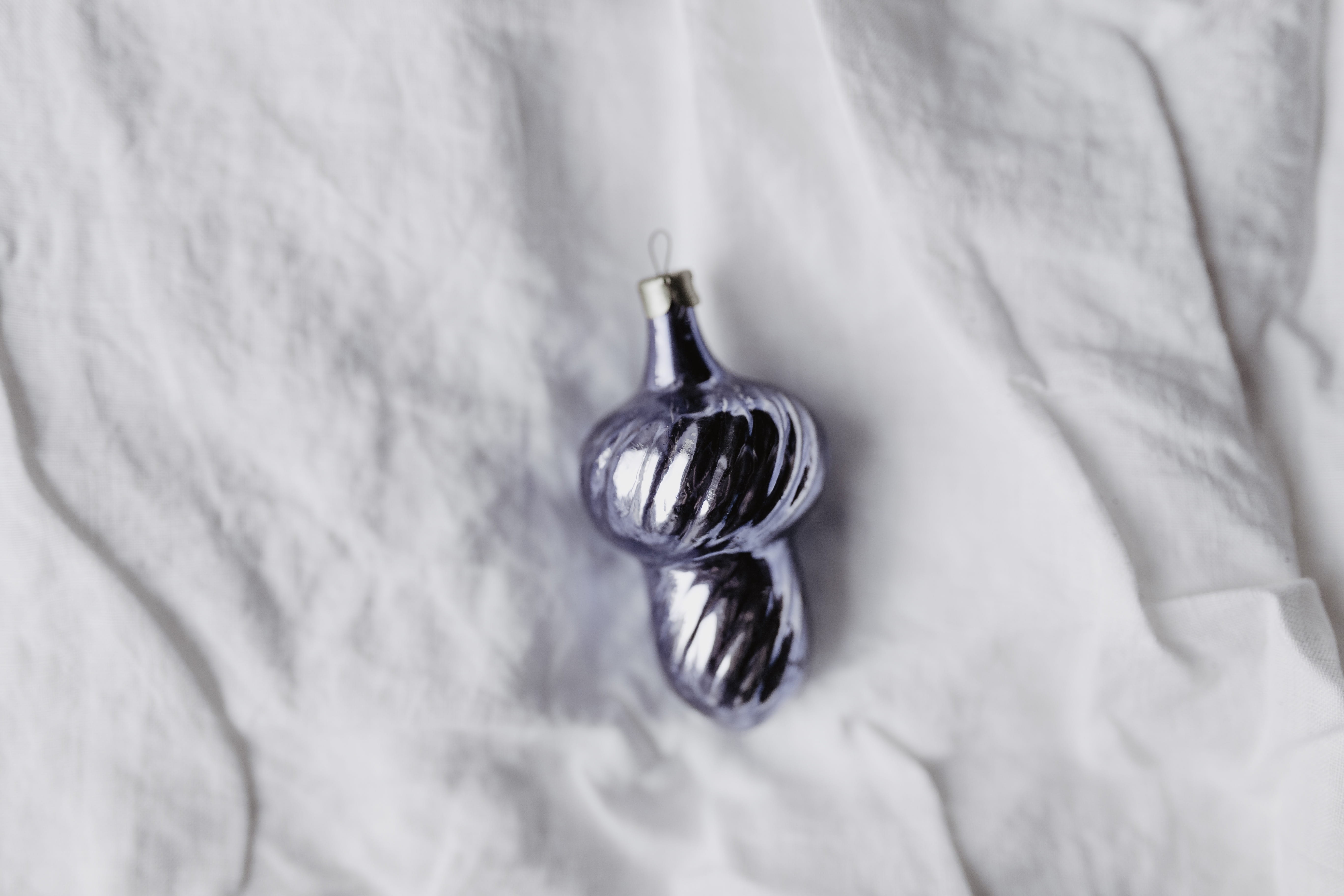 bed, single object, high angle view, pantone, ornaments, christmas, emotion, selective focus, still life, studio shot, no people, softness, 5K, purple, HD Wallpaper