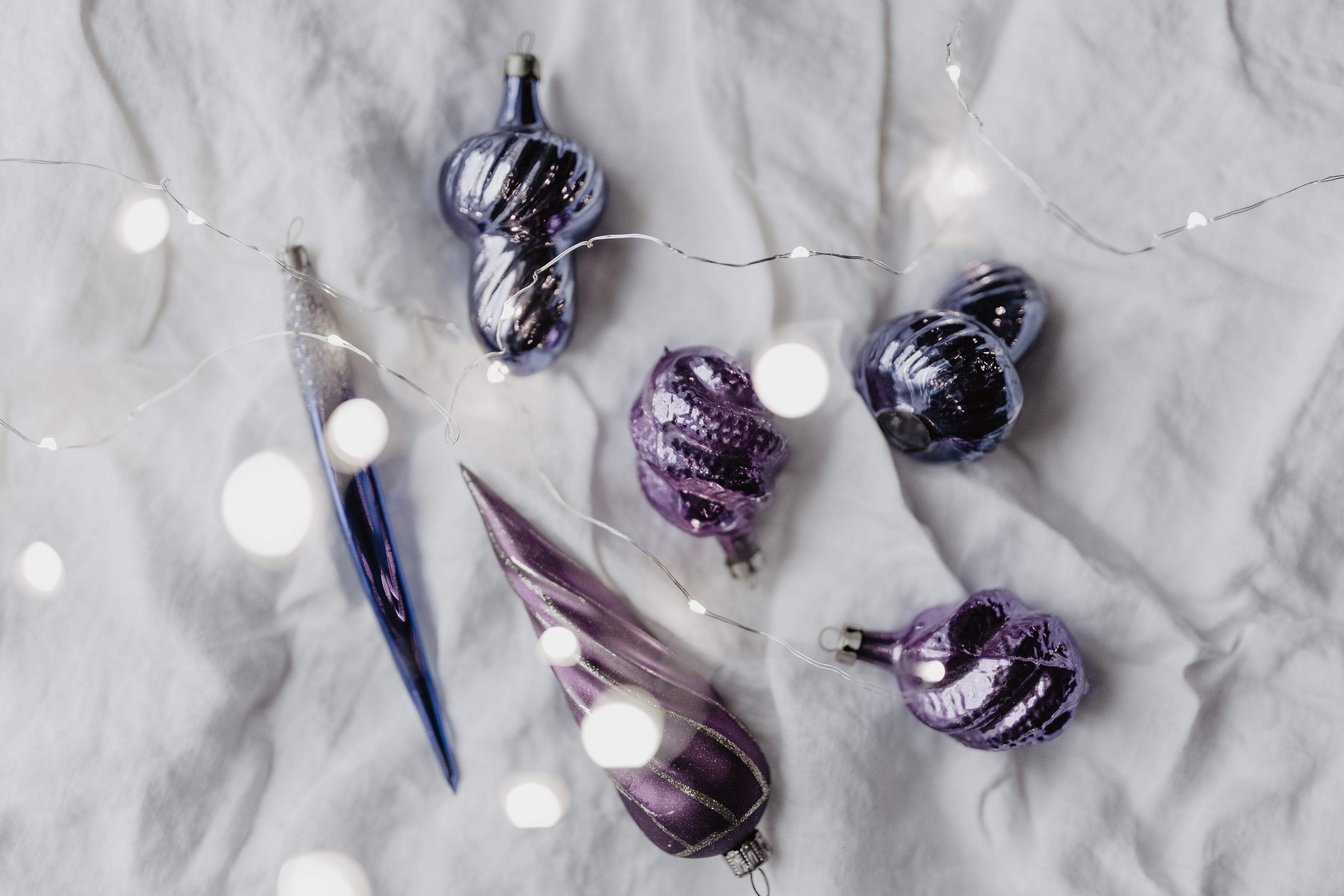 textile, ornaments, ultra violet, celebration, art and craft, ultra, purple, christmas ornament, minimal, Christmas balls, close-up, luxury, precious gem, HD Wallpaper