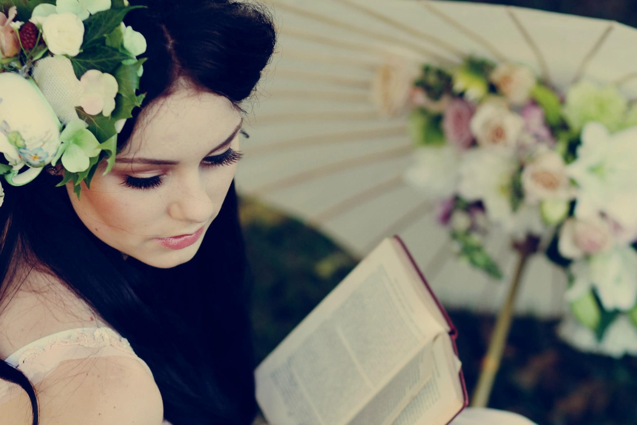 young women, beautiful woman, plant, hairstyle, front view, young adult, holding, headshot, one person, books, women, umbrella, nature, flower head, flower, HD Wallpaper