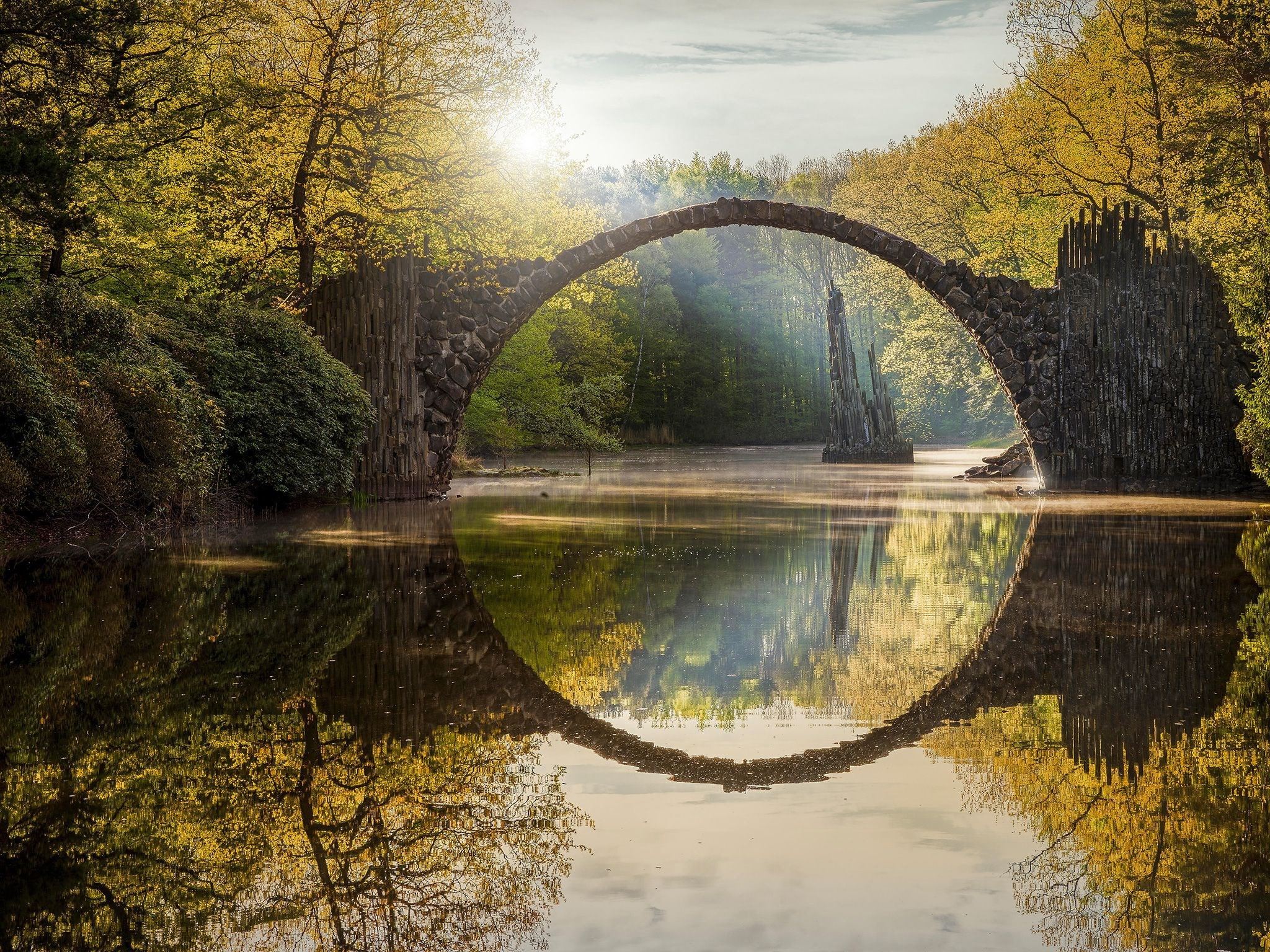 arch, plant, no people, water, tree, built structure, symmetry, reflection, devils bridge, outdoors, tranquility, architecture, day, lake, arch bridge, HD Wallpaper