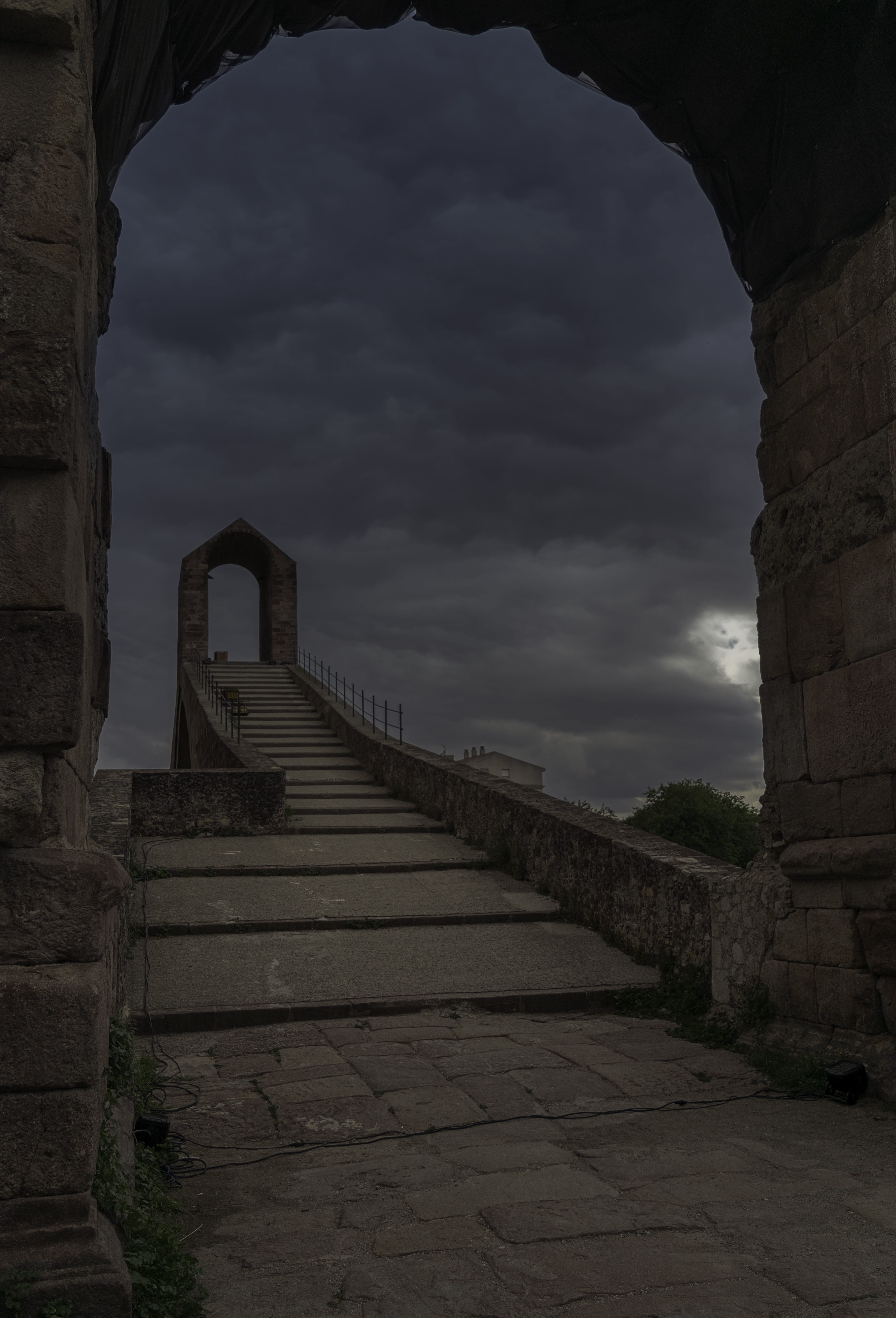 catalunya, the way forward, sky, ancient, aqueduct, built structure, river, medieval, steps and staircases, construction, no people, catalonia, old, history, Phone HD Wallpaper