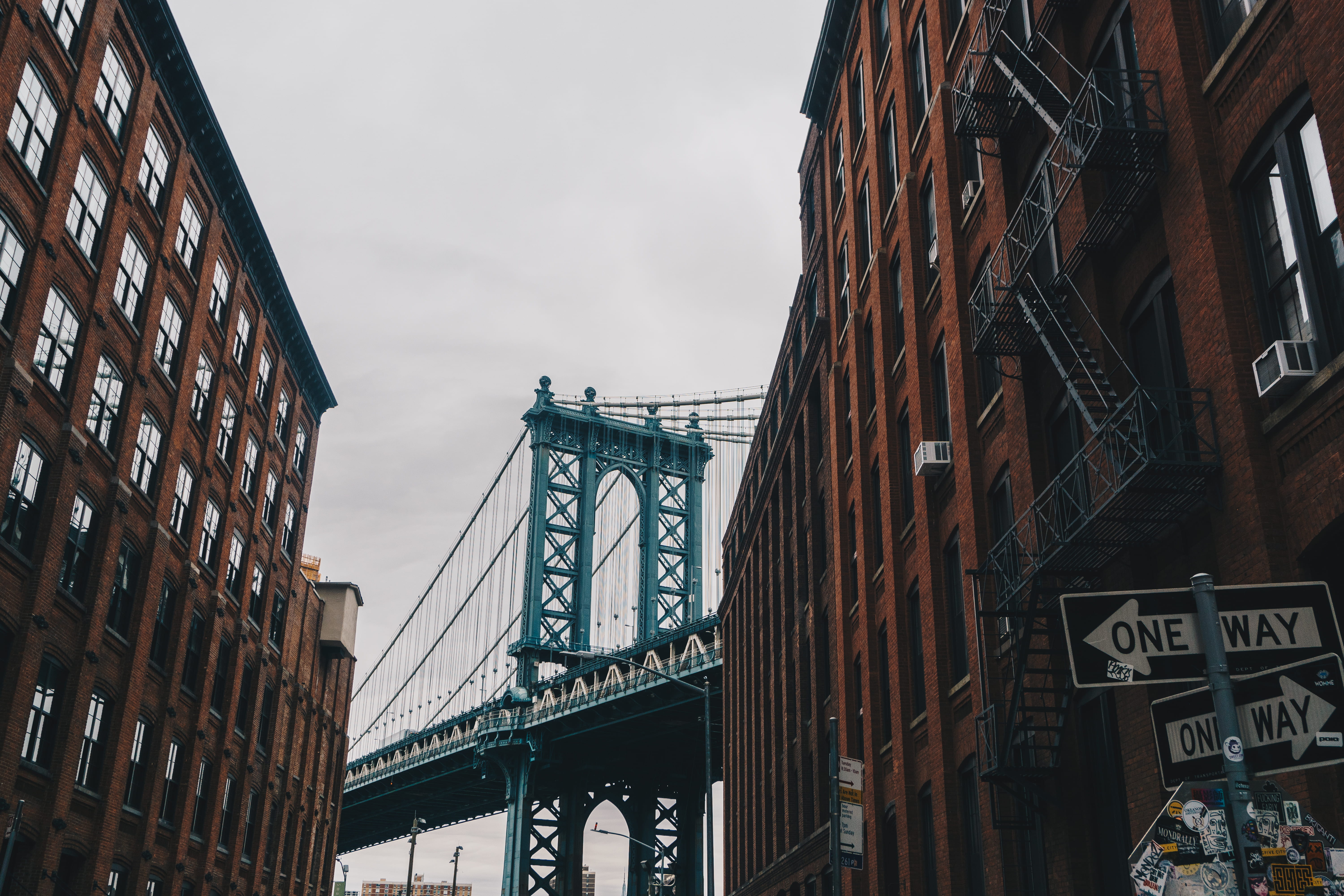 window, near, built structure, architecture, dumbo, low angle view, new york, daytime, sky, brown, blue, day, connection, brooklyn, structure, urban, building exterior, HD Wallpaper