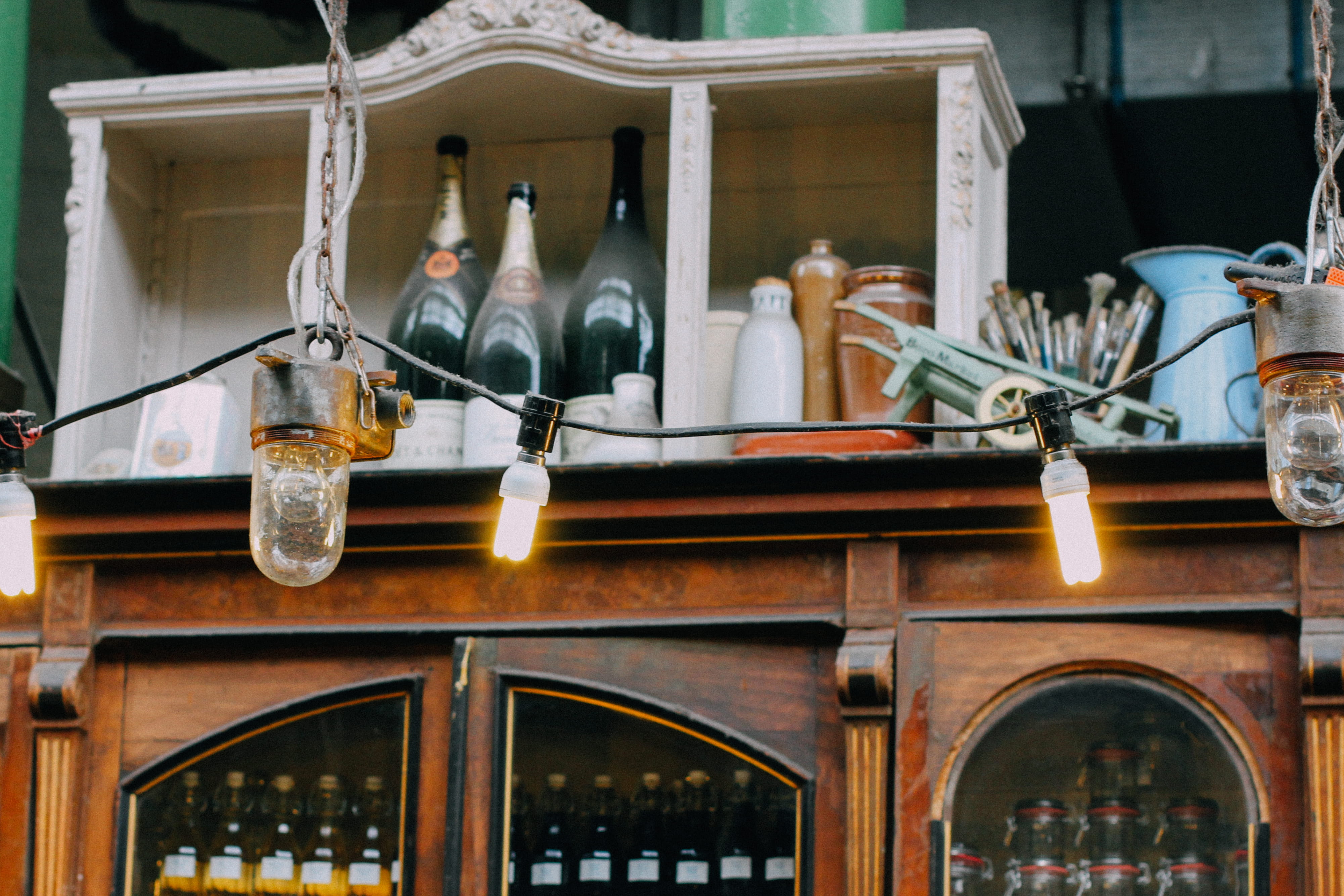 art and craft, no people, building, day, antique, london, window, low angle view, bottle, hanging, history, glass - material, built structure, the past, HD Wallpaper
