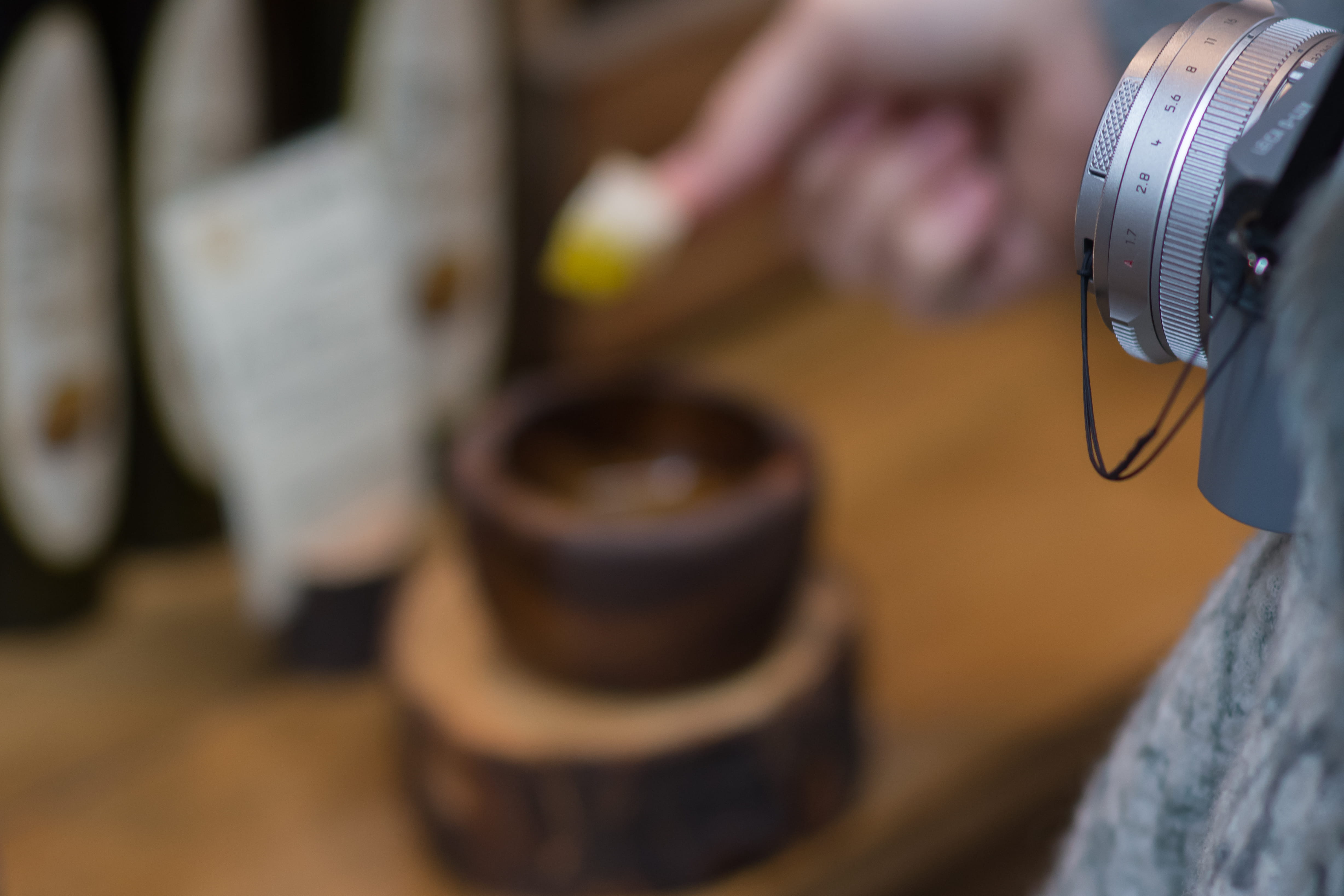 arts culture and entertainment, food, lens, technology, midsection, one person, musical instrument, soft, equipment, nikon, close-up, borough market, musician, HD Wallpaper