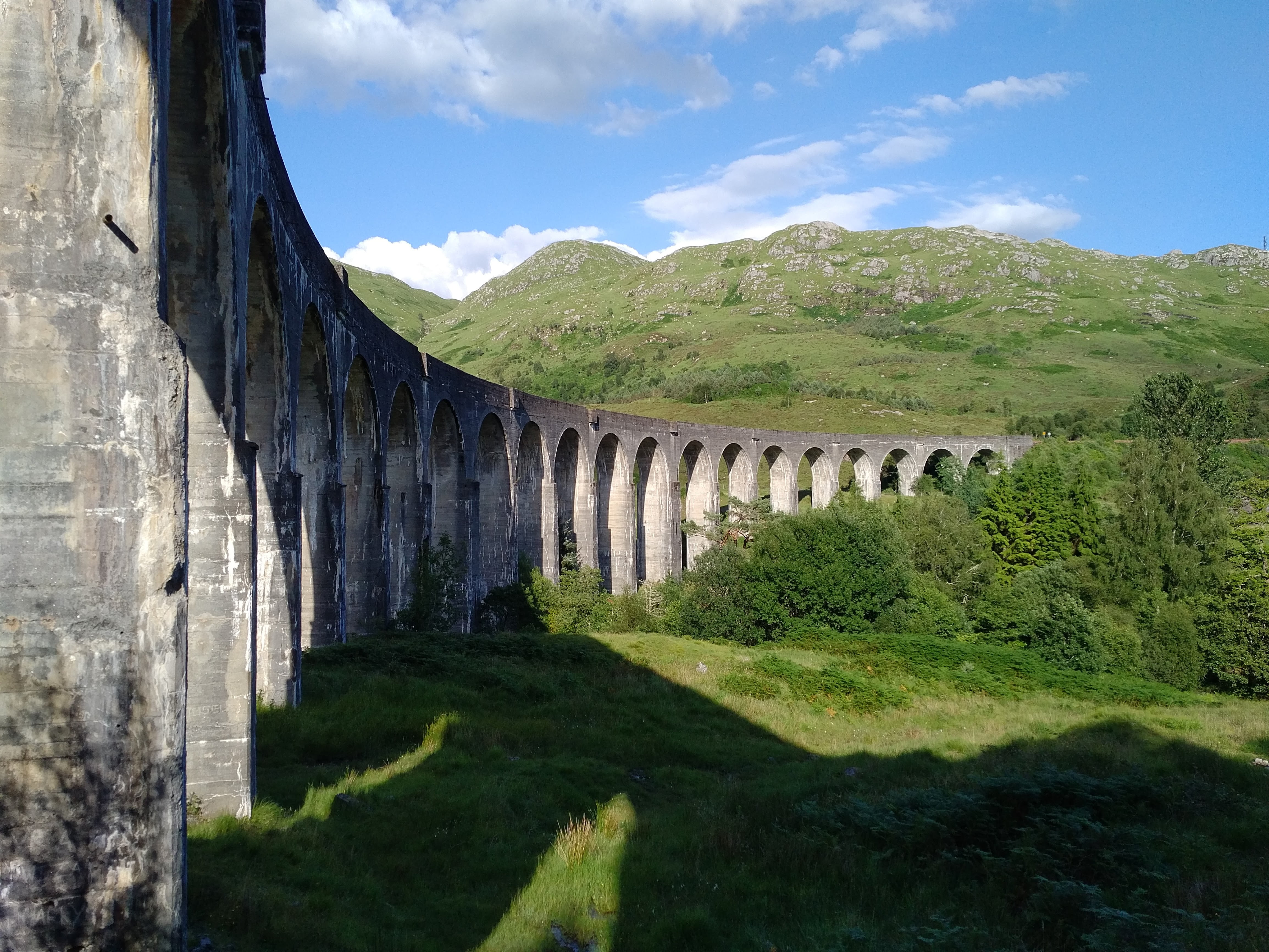 no people, bridge - man made structure, scotland, history, outdoors, scenics - nature, plant, bridge, the past, ancient civilization, 4K, sky, sunlight, HD Wallpaper