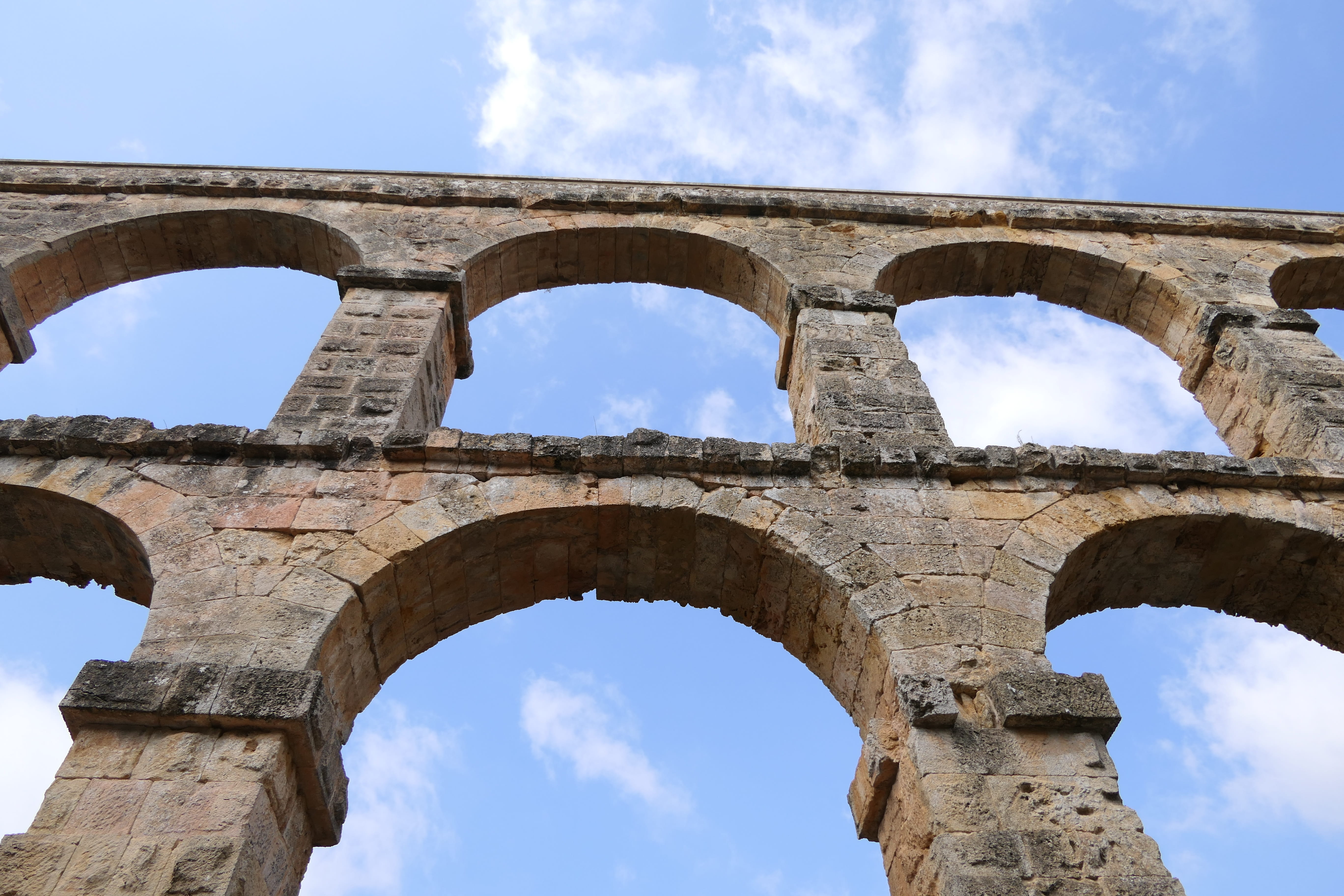 architectural column, 5K, of, ruined, travel destinations, travel, day, tourism, no people, arch, history, the past, deterioration, ancient civilization, HD Wallpaper