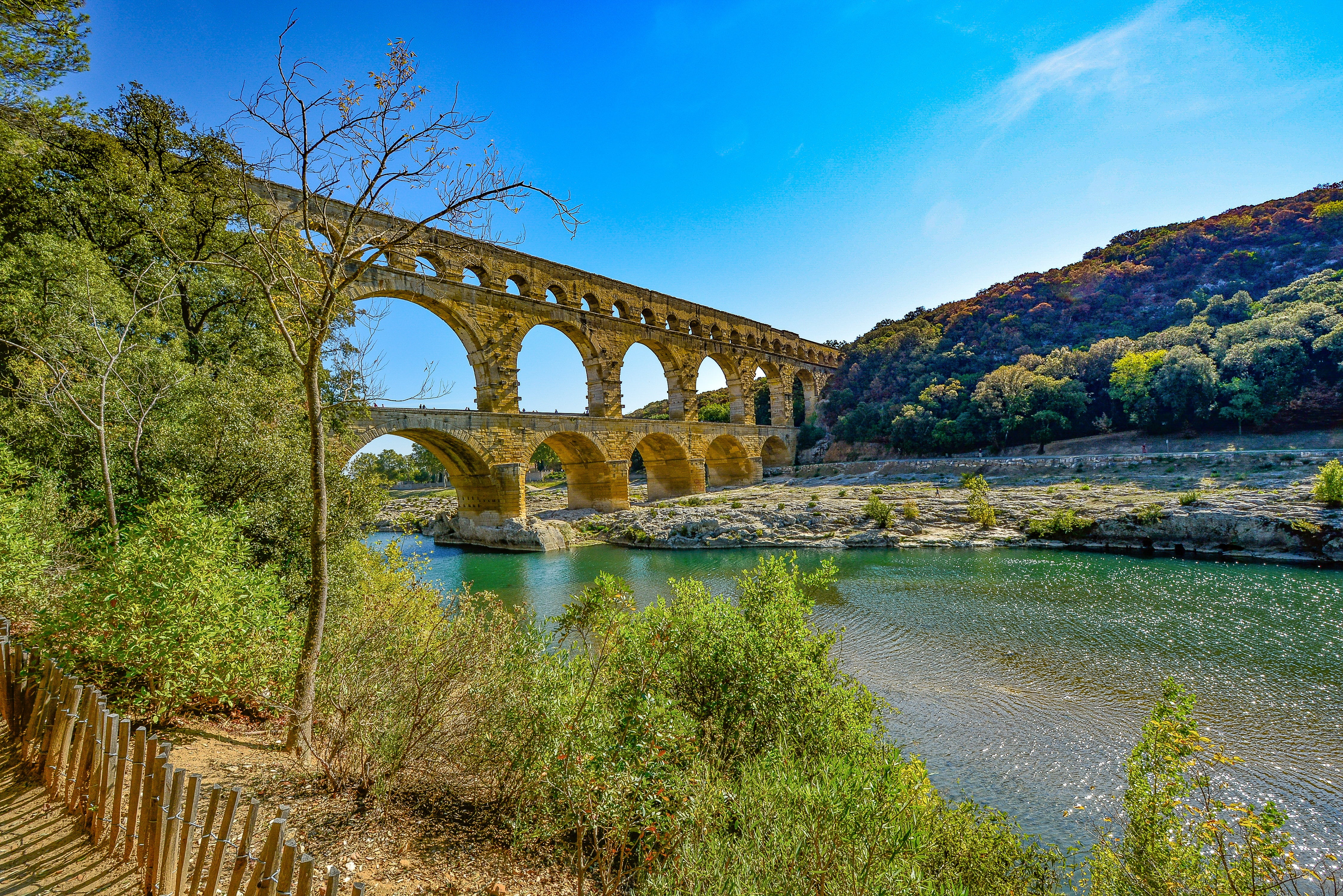 water, travel destinations, roman, architecture, history, arch bridge, wallpapeer, the past, plant, bridge - man made structure, bridge, built structure, HD Wallpaper