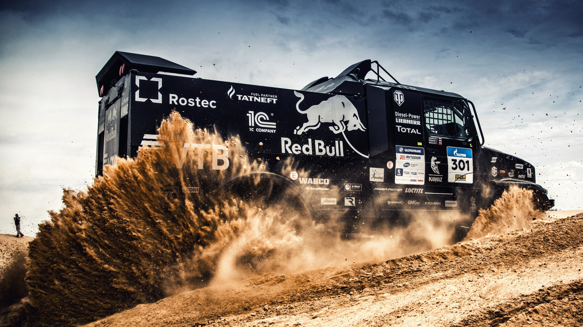 motor vehicle, motion, outdoors, sky, cloud - sky, vehicle, no people, Rally, communication, road, 1080P, land vehicle, desert, speed, transportation, HD Wallpaper