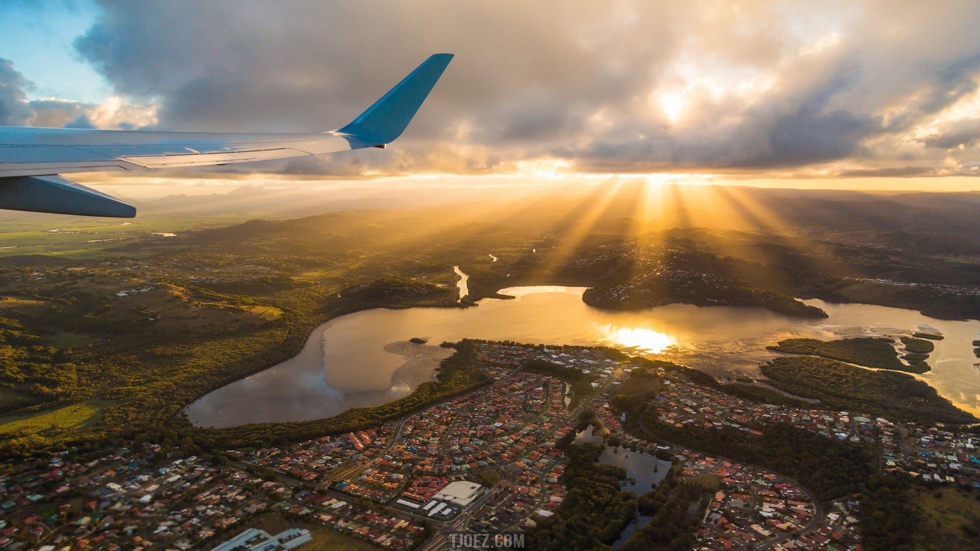mode of transportation, white, flying, environment, sunset, journey, cityscape, sunlight, 1080P, mid-air, aircraft wing, airplane, commercial airplane, HD Wallpaper