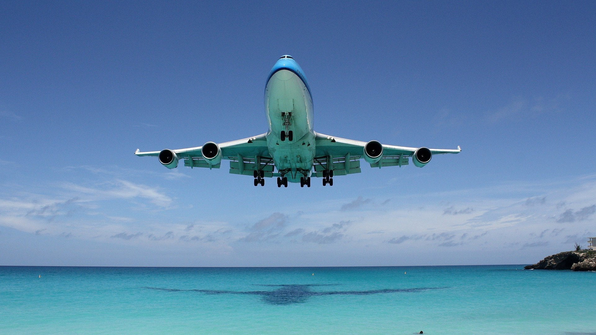 ocean, vacations, nature, tourism, landing - Touching Down, 1080P, flight, transportation, travel, day, sun, airplane, horizon over water, travel Destinations, HD Wallpaper