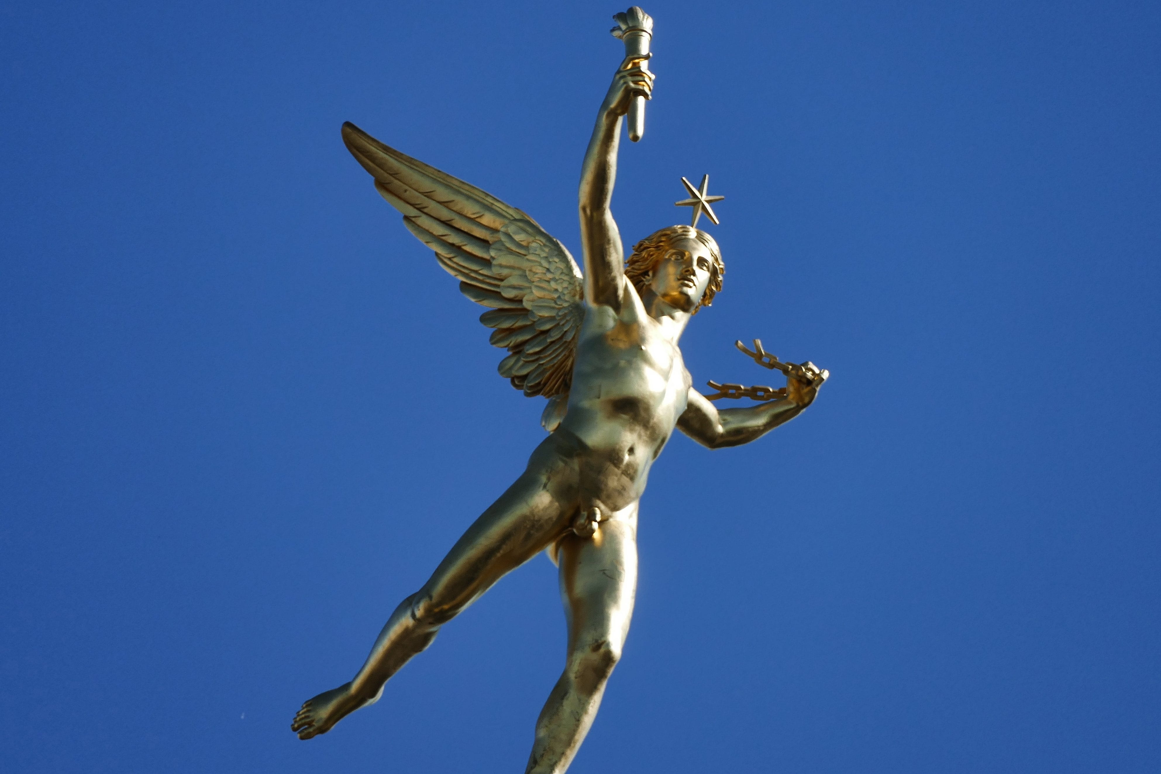 sport, sage, held, heroic, odysseus, stature, sky, paris, ikarus, one animal, animal wildlife, day, adam, famous, flying, david, gold, boy, nature, 4K, HD Wallpaper