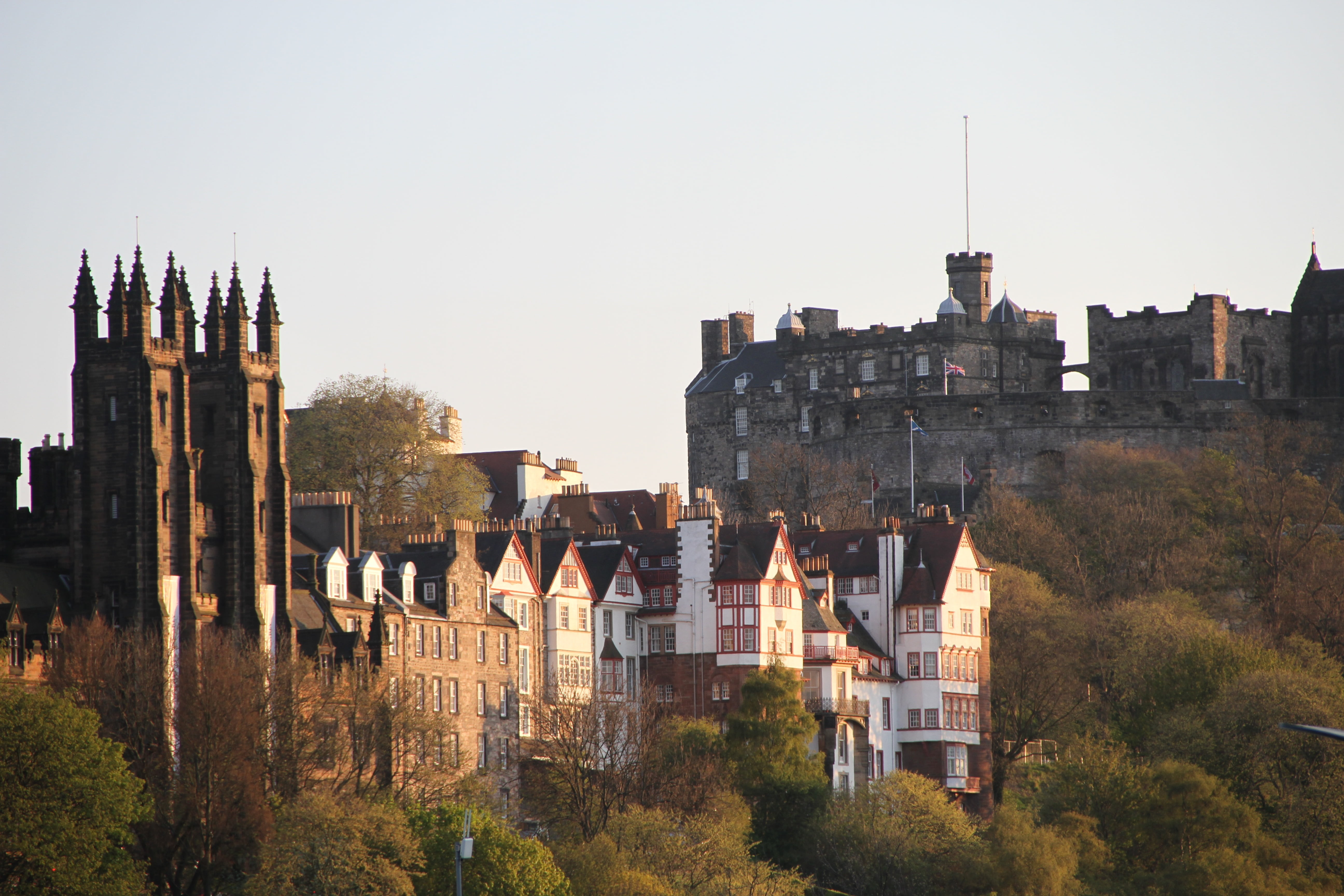 town, attraction, scotland, built structure, old, clear sky, building, travel destinations, cityscape, residential district, heritage, house, outdoors, HD Wallpaper